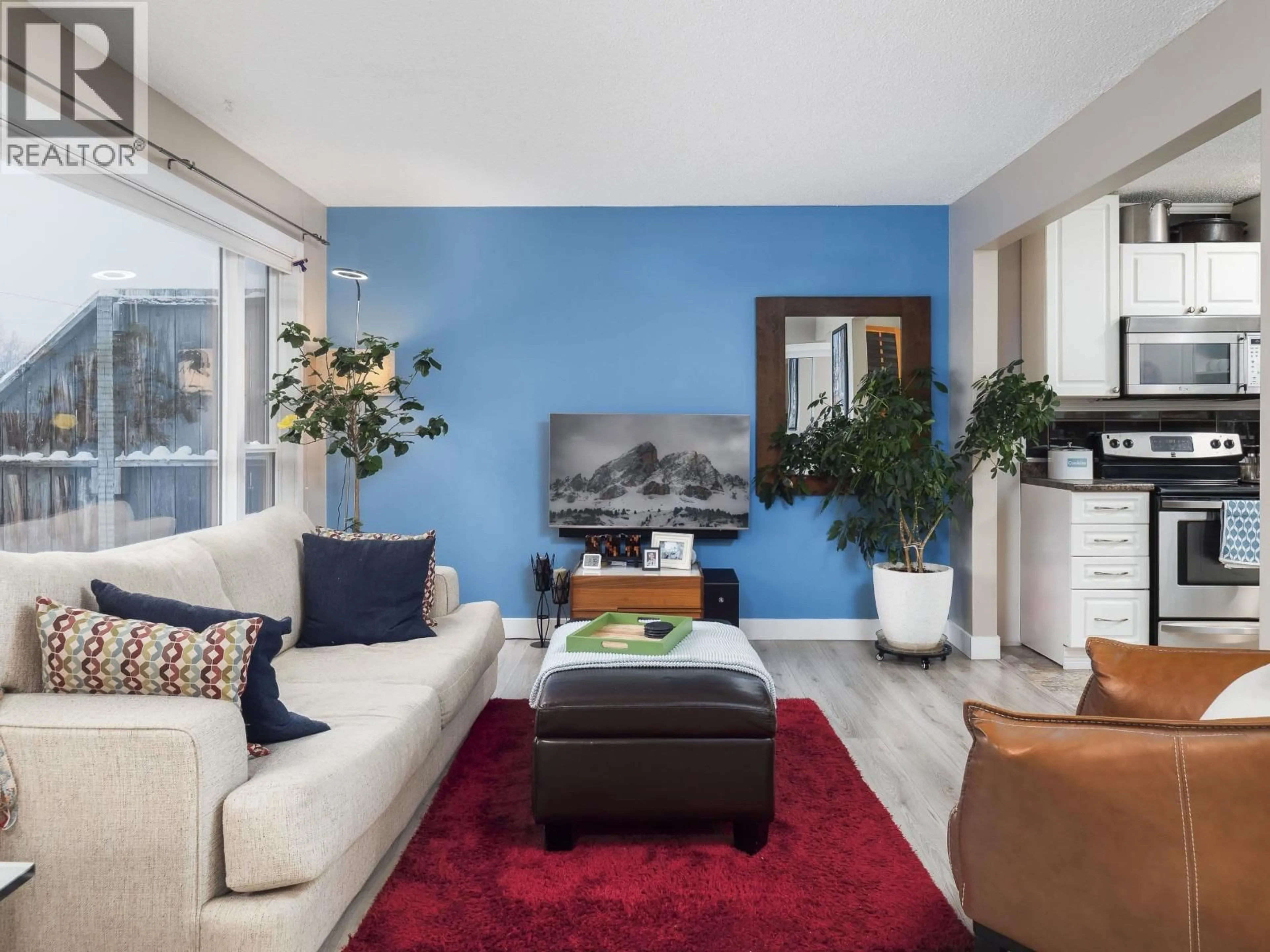 Living room with furniture, unknown for 194 MCEACHERN PLACE, Prince George British Columbia V2M5N7