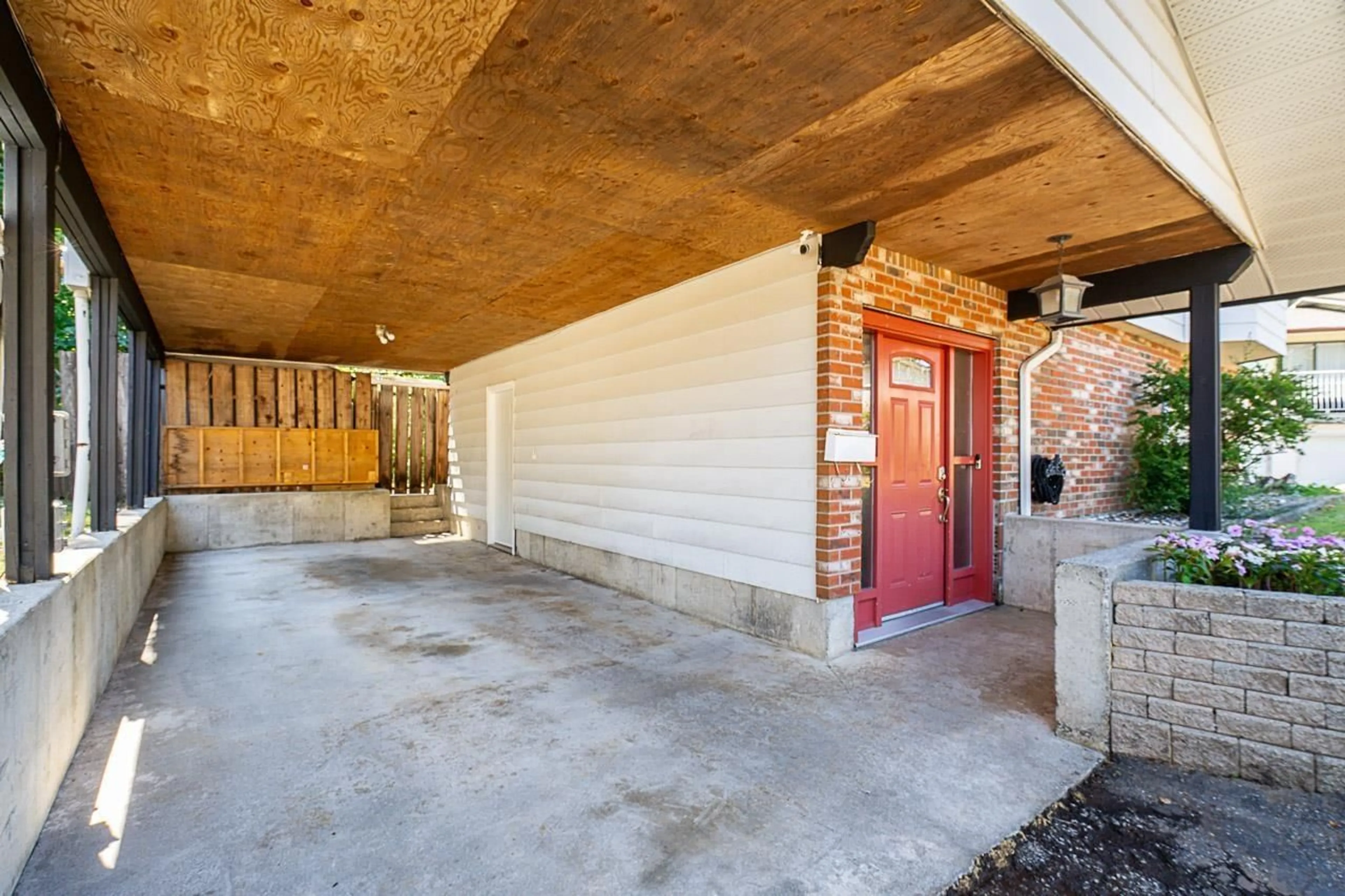 Unknown for 11856 77A AVENUE, Delta British Columbia V4C7K1