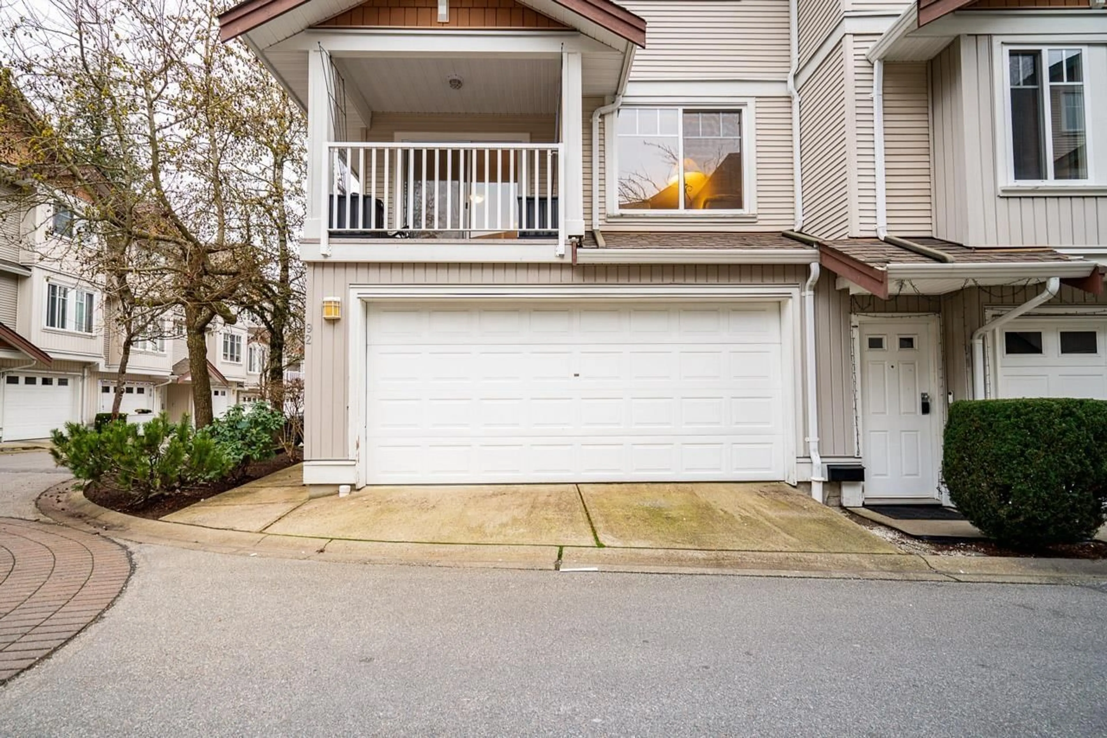 Unknown for 92 - 12711 64 AVENUE, Surrey British Columbia V3W1X1