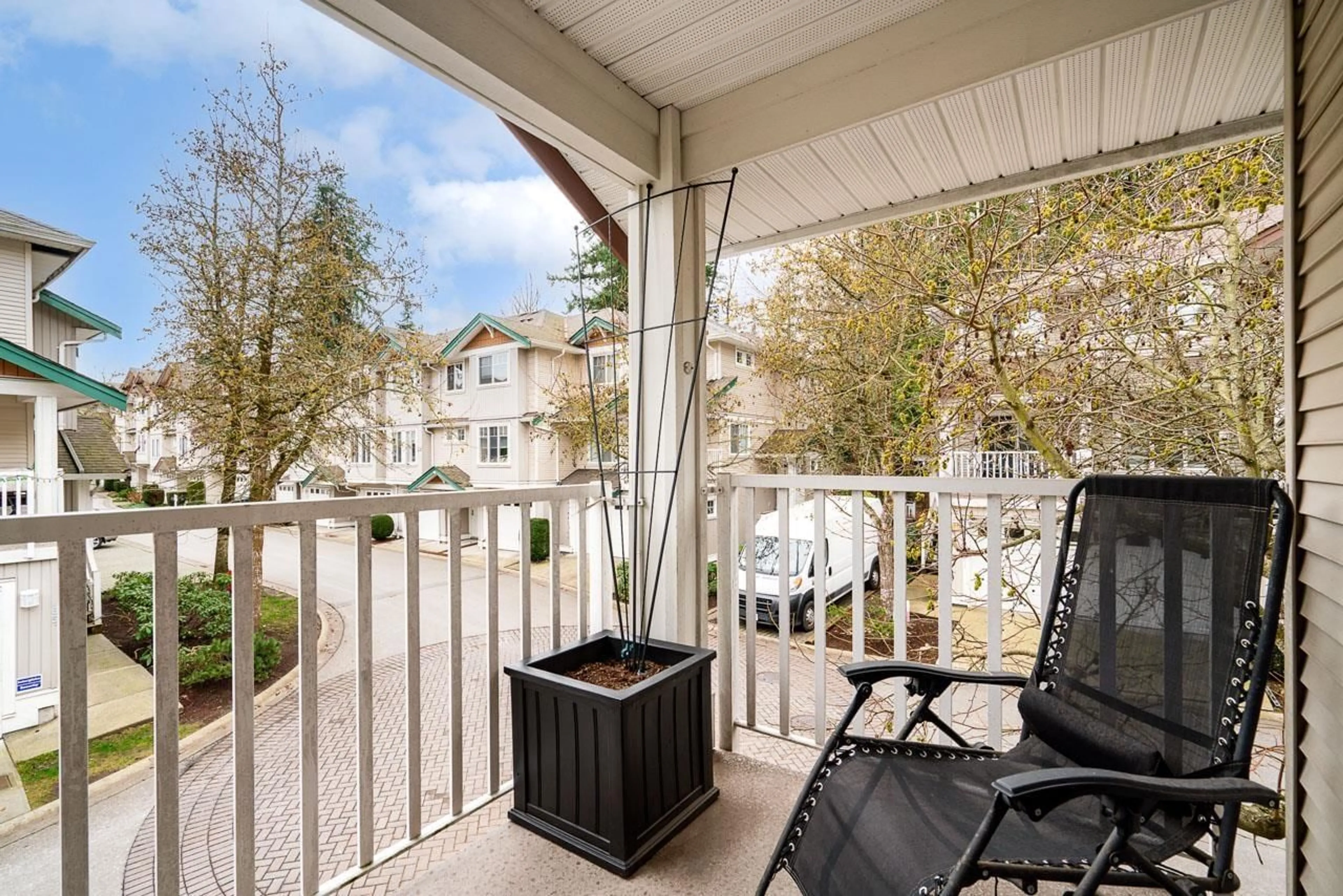 Balcony in the apartment, unknown for 92 - 12711 64 AVENUE, Surrey British Columbia V3W1X1