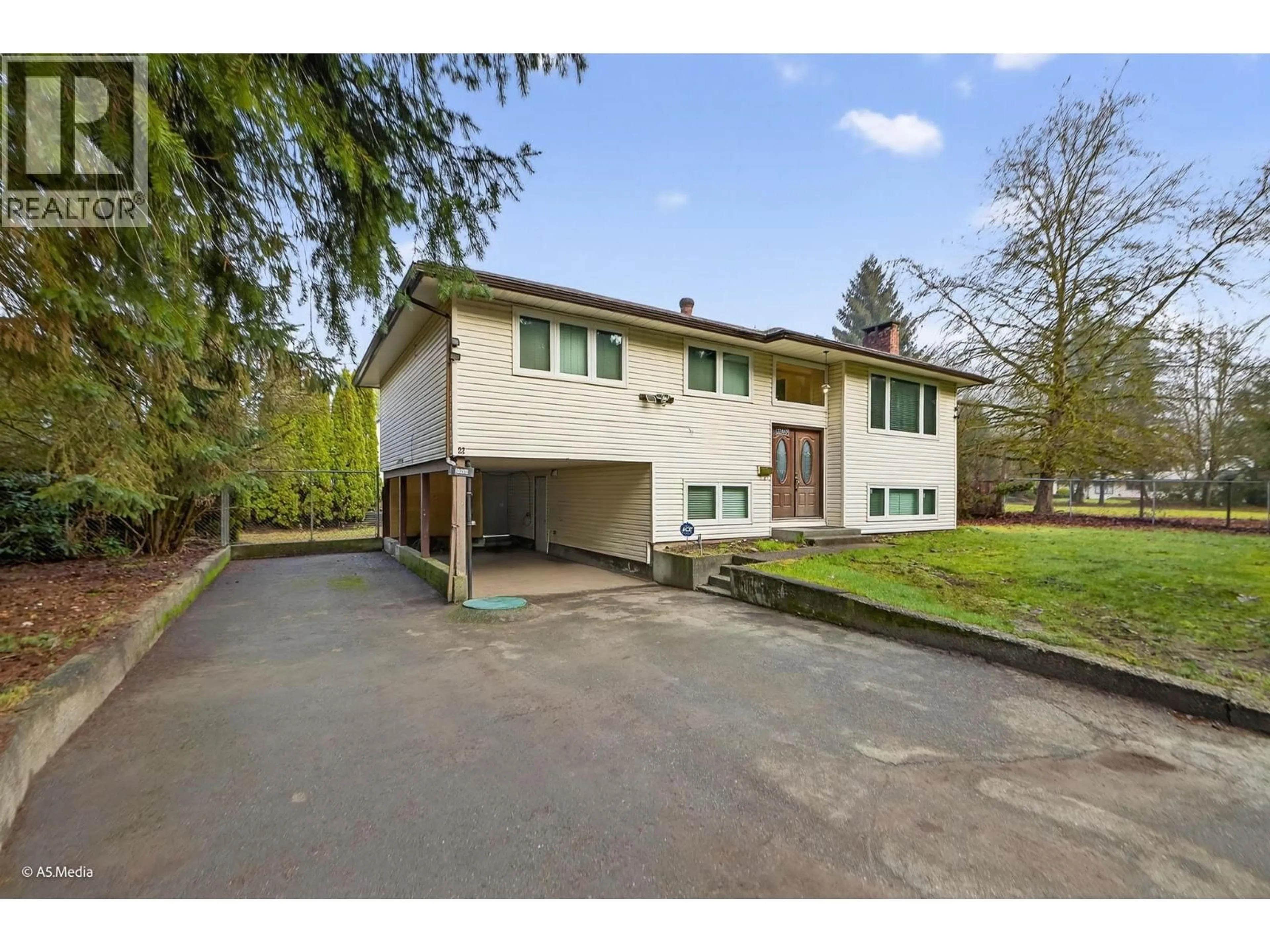 A pic from outside/outdoor area/front of a property/back of a property/a pic from drone, street for 22939 128 AVENUE, Maple Ridge British Columbia V2X4R7