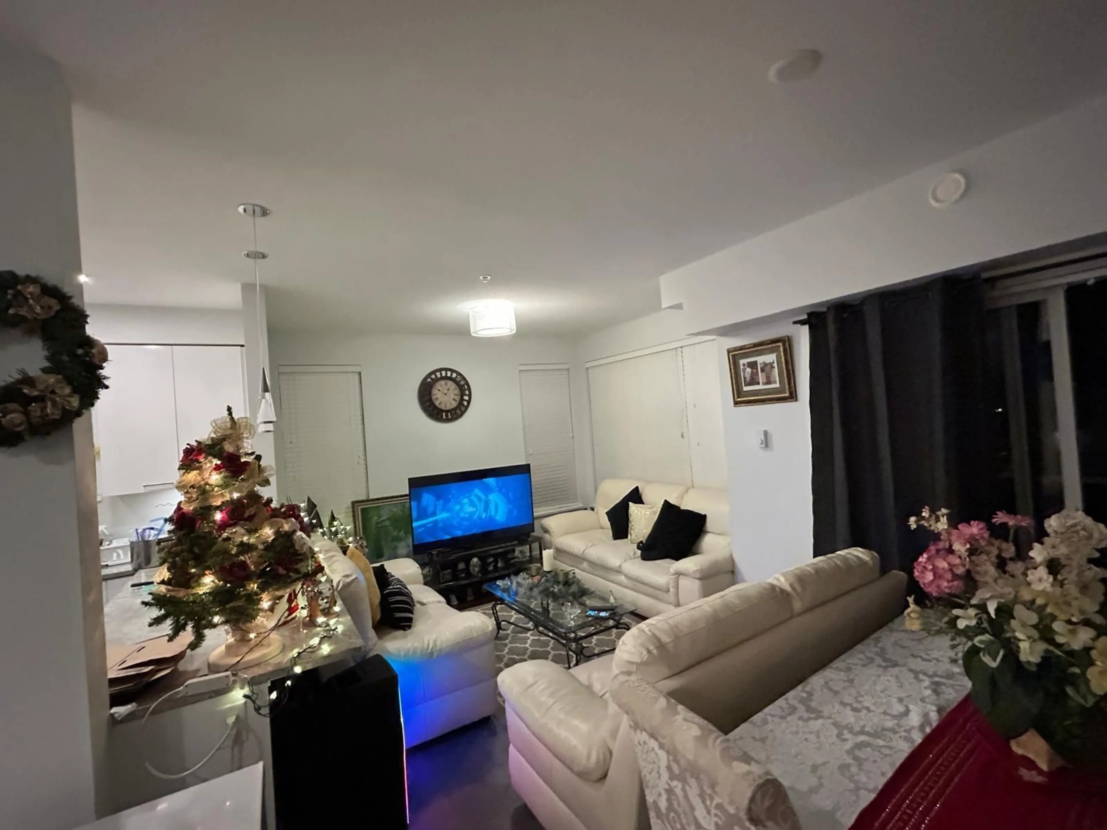 Living room with furniture, unknown for 113 - 5485 BRYDON CRESCENT, Langley British Columbia V3A0N5