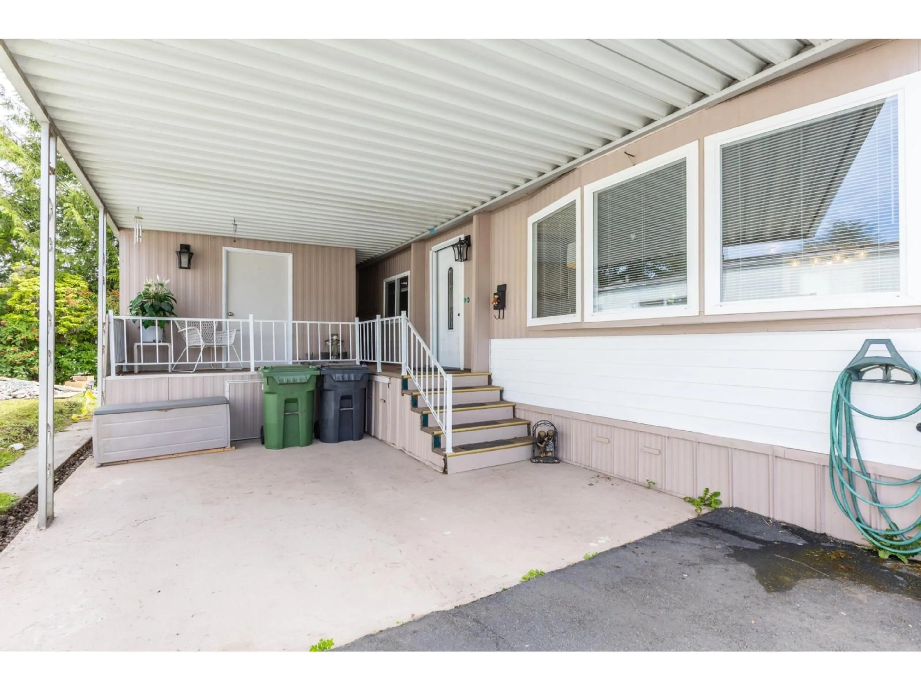 Unknown for 251 - 1840 160 STREET, Surrey British Columbia V4A4X4