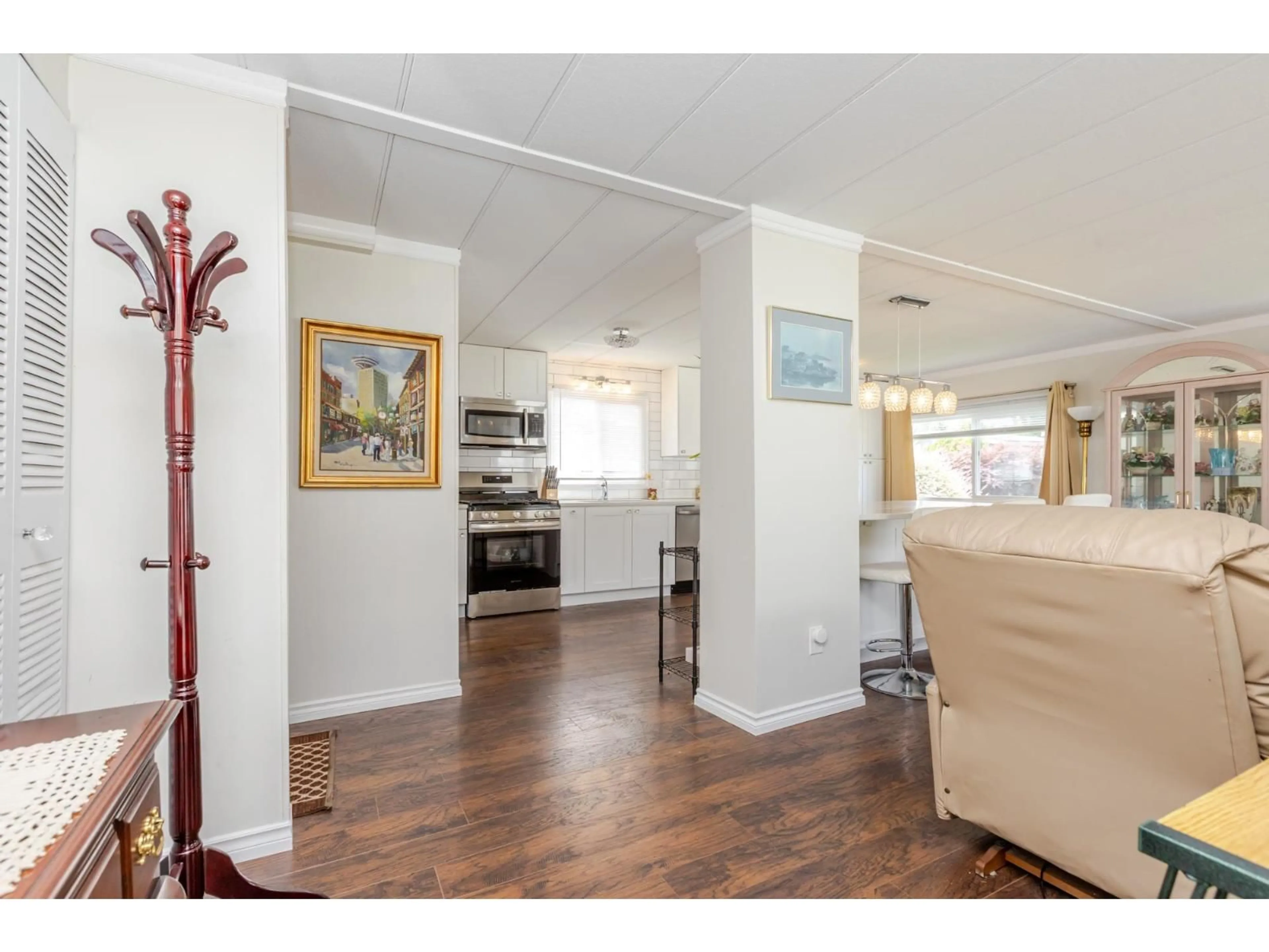 Open concept kitchen, wood/laminate floor for 251 - 1840 160 STREET, Surrey British Columbia V4A4X4