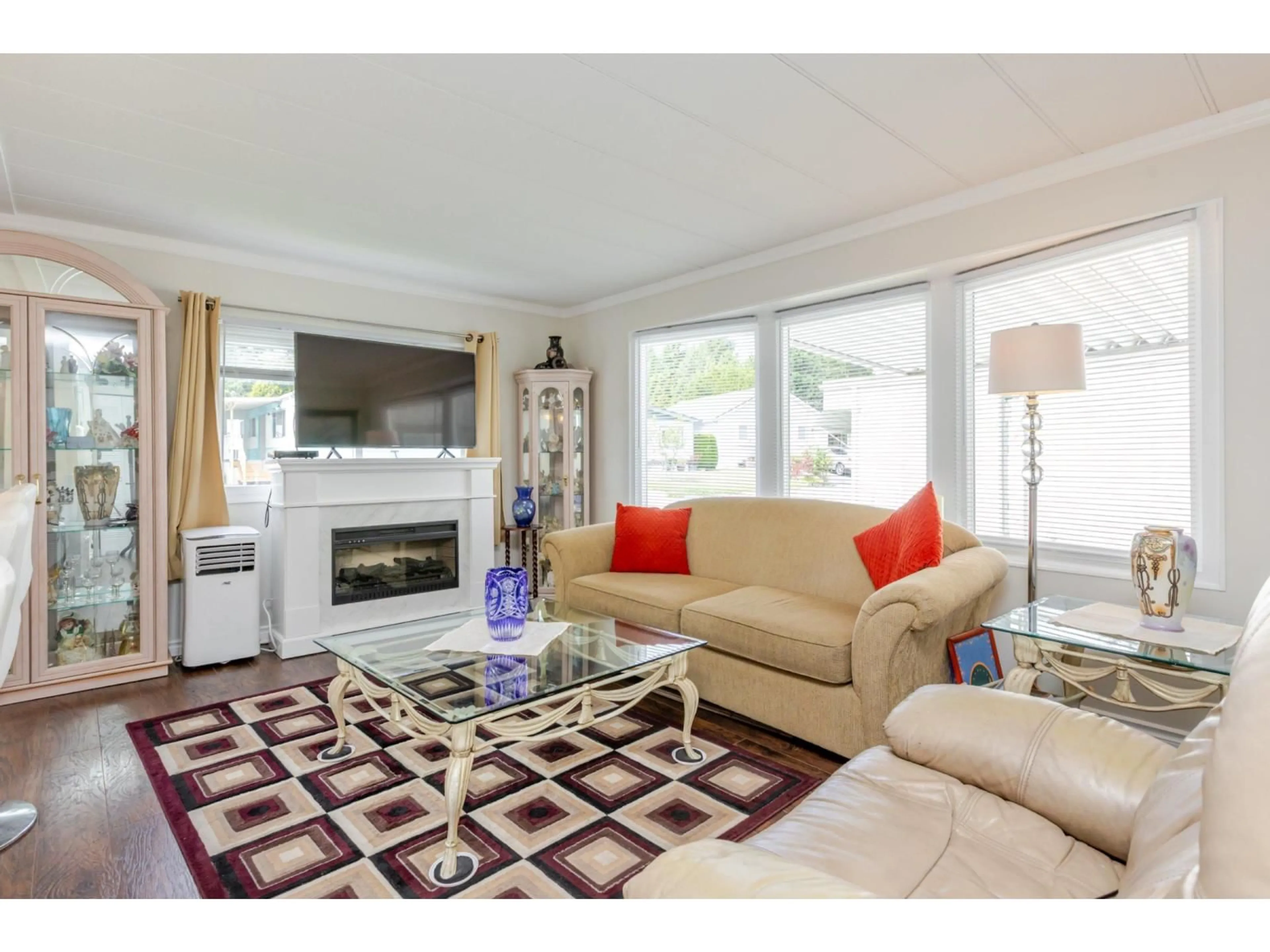 Living room with furniture, unknown for 251 - 1840 160 STREET, Surrey British Columbia V4A4X4