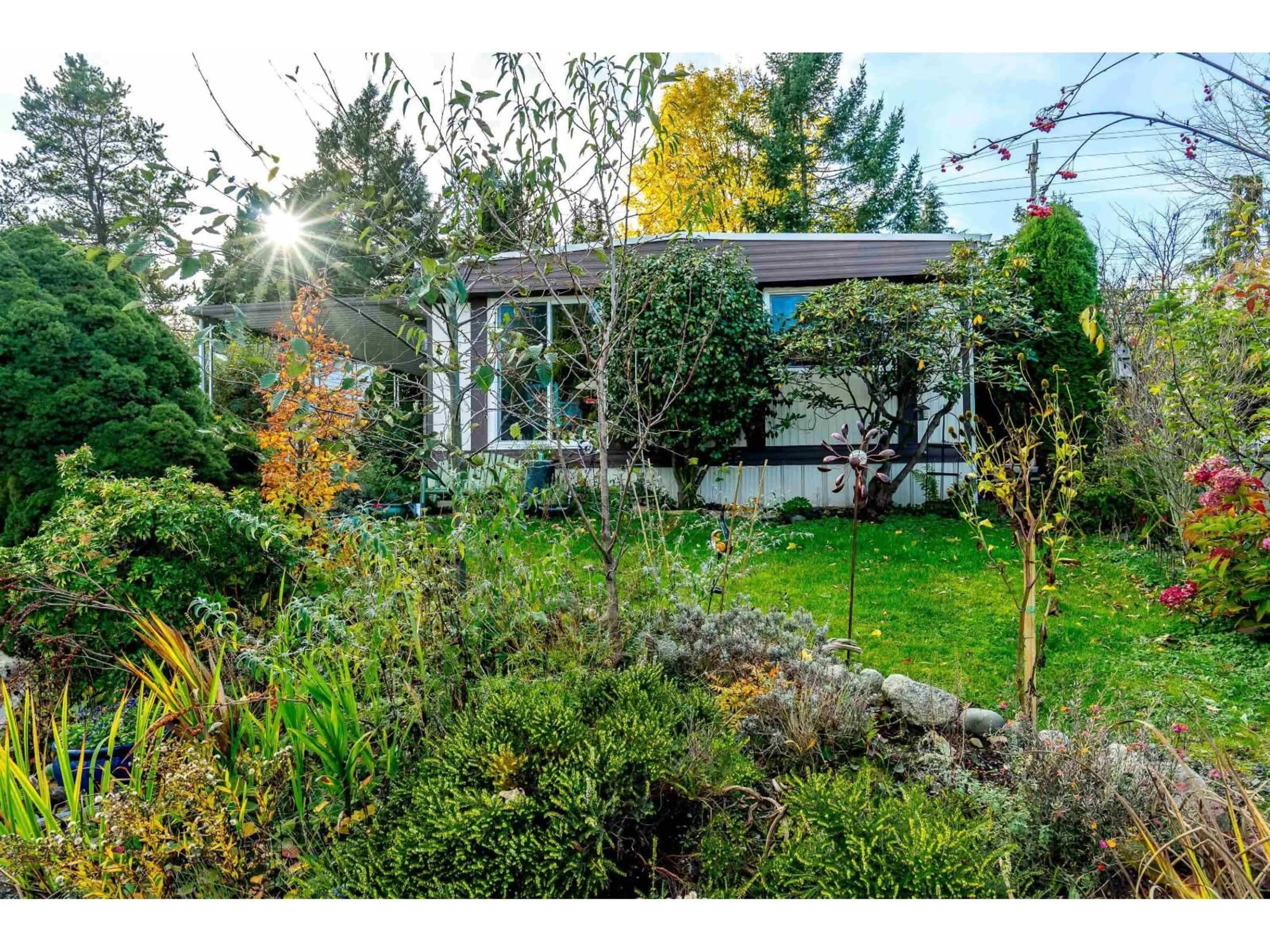 Unknown for 6 - 1840 160 STREET, Surrey British Columbia V4A4X4