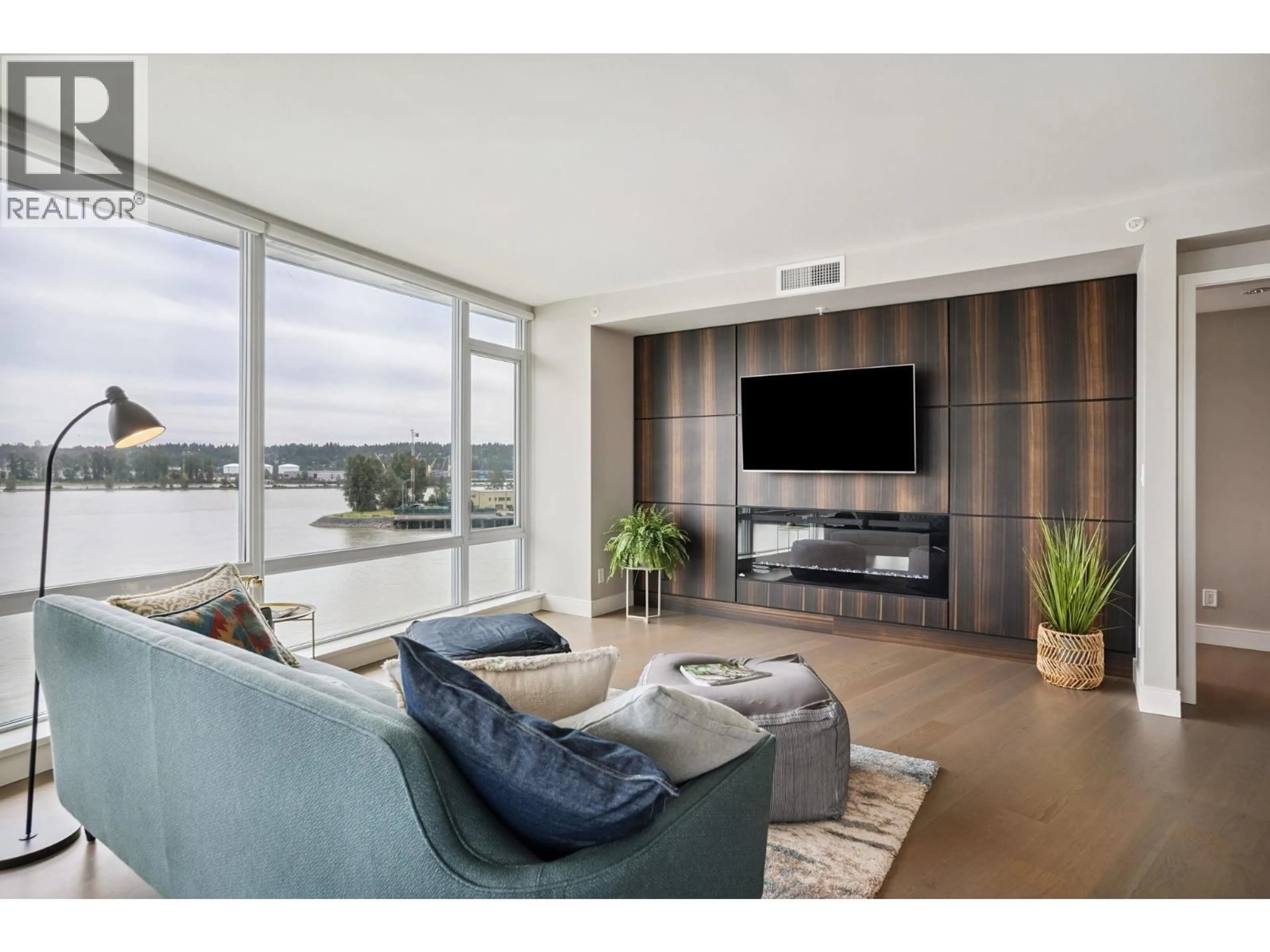 Living room with furniture, unknown for 705 - 210 SALTER STREET, New Westminster British Columbia V3M0J9