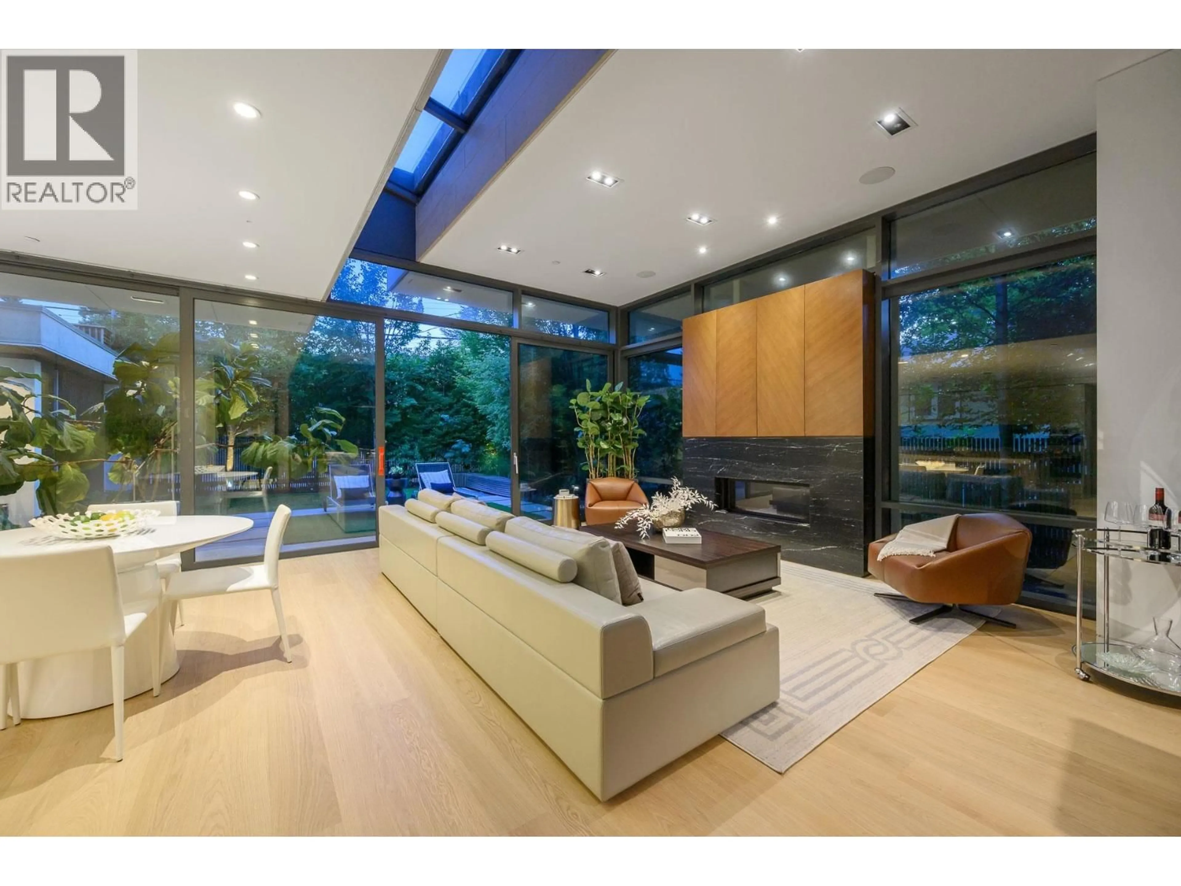 Unknown for 4988 CHANCELLOR BOULEVARD, Vancouver British Columbia V6T1E1