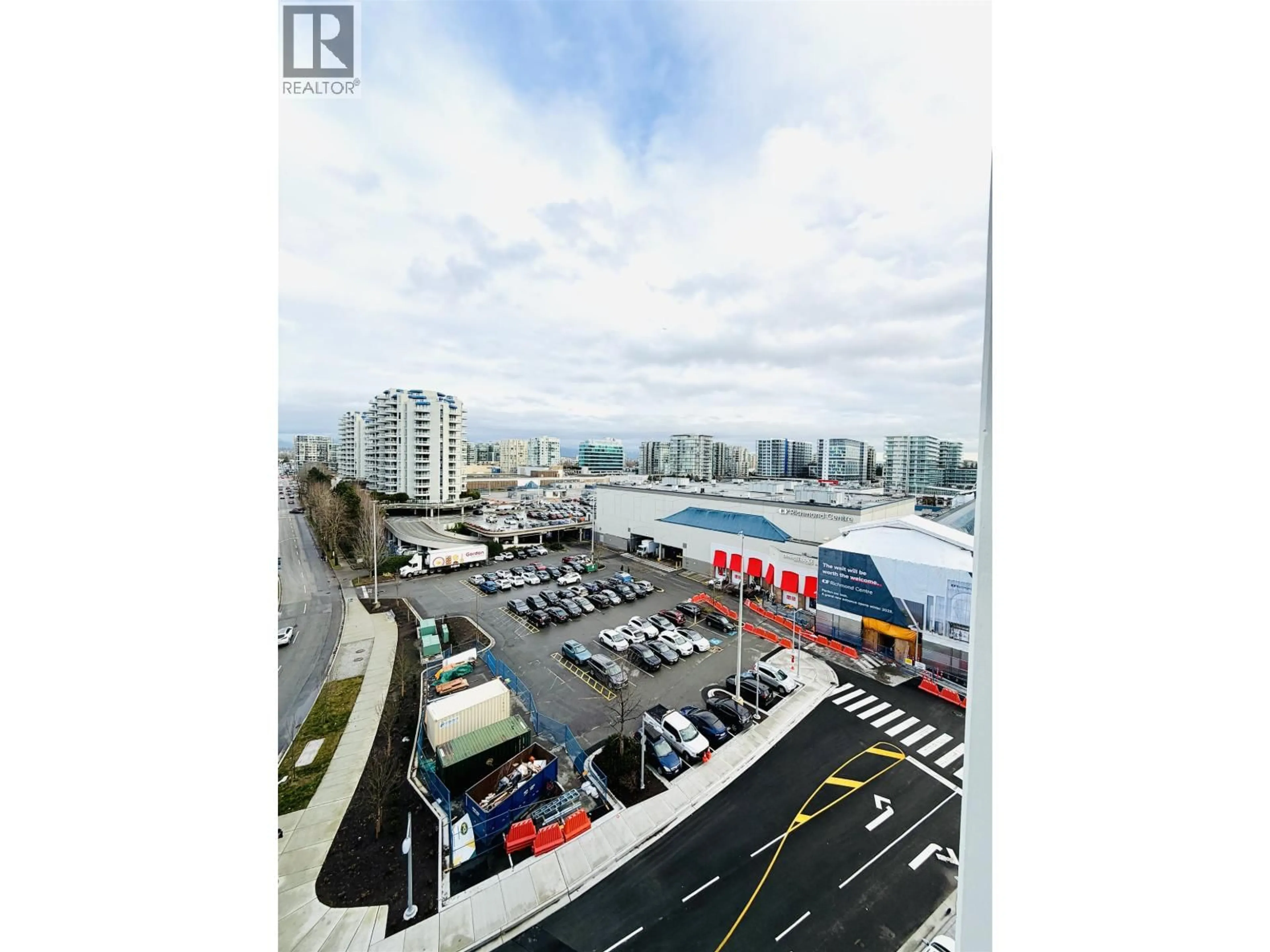 A pic from outside/outdoor area/front of a property/back of a property/a pic from drone, city buildings view from balcony for 701 - 6200 MINORU BOULEVARD, Richmond British Columbia V6Y0M9
