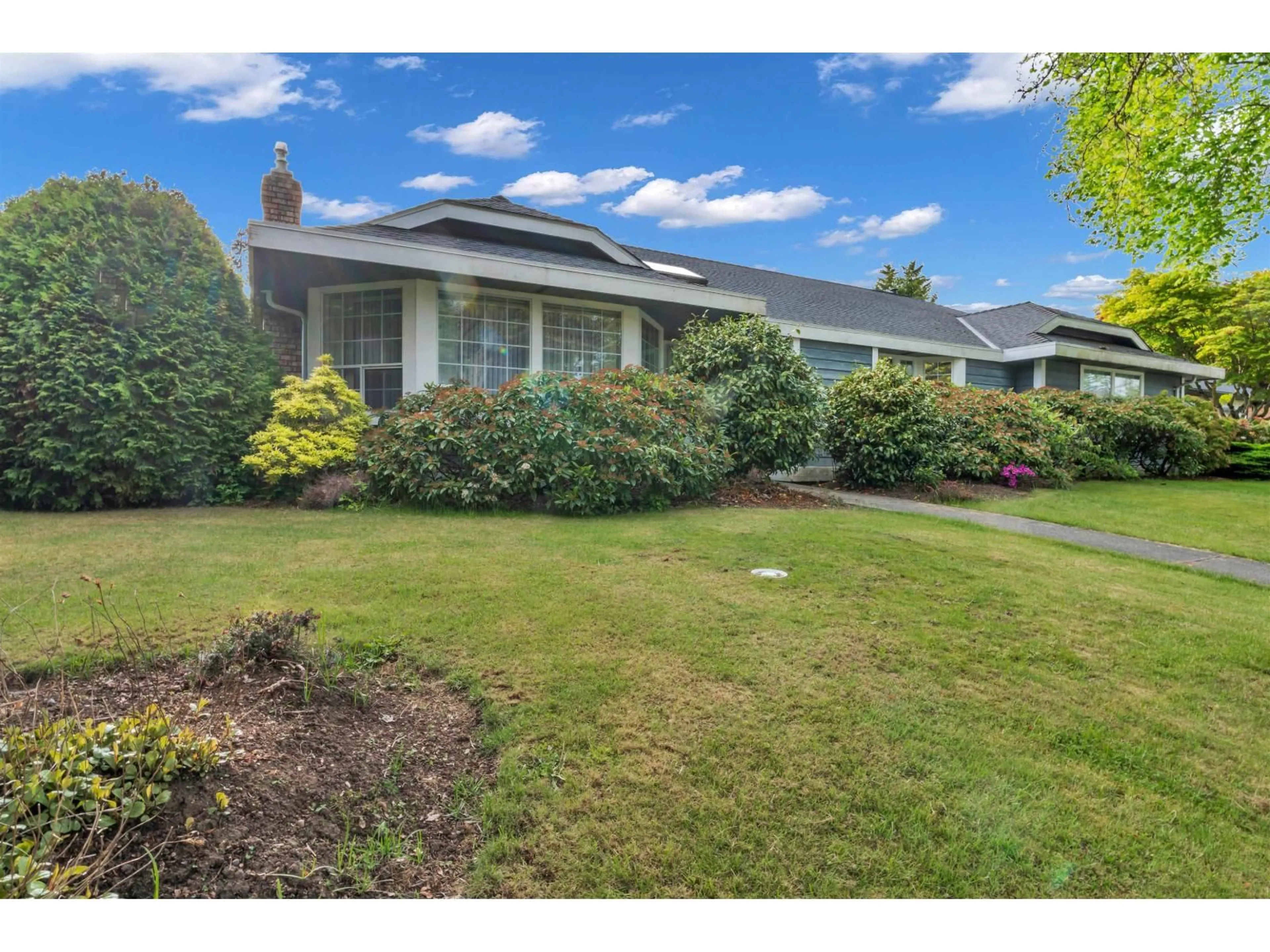 A pic from outside/outdoor area/front of a property/back of a property/a pic from drone, street for 2151 148A STREET, Surrey British Columbia V4A8L7