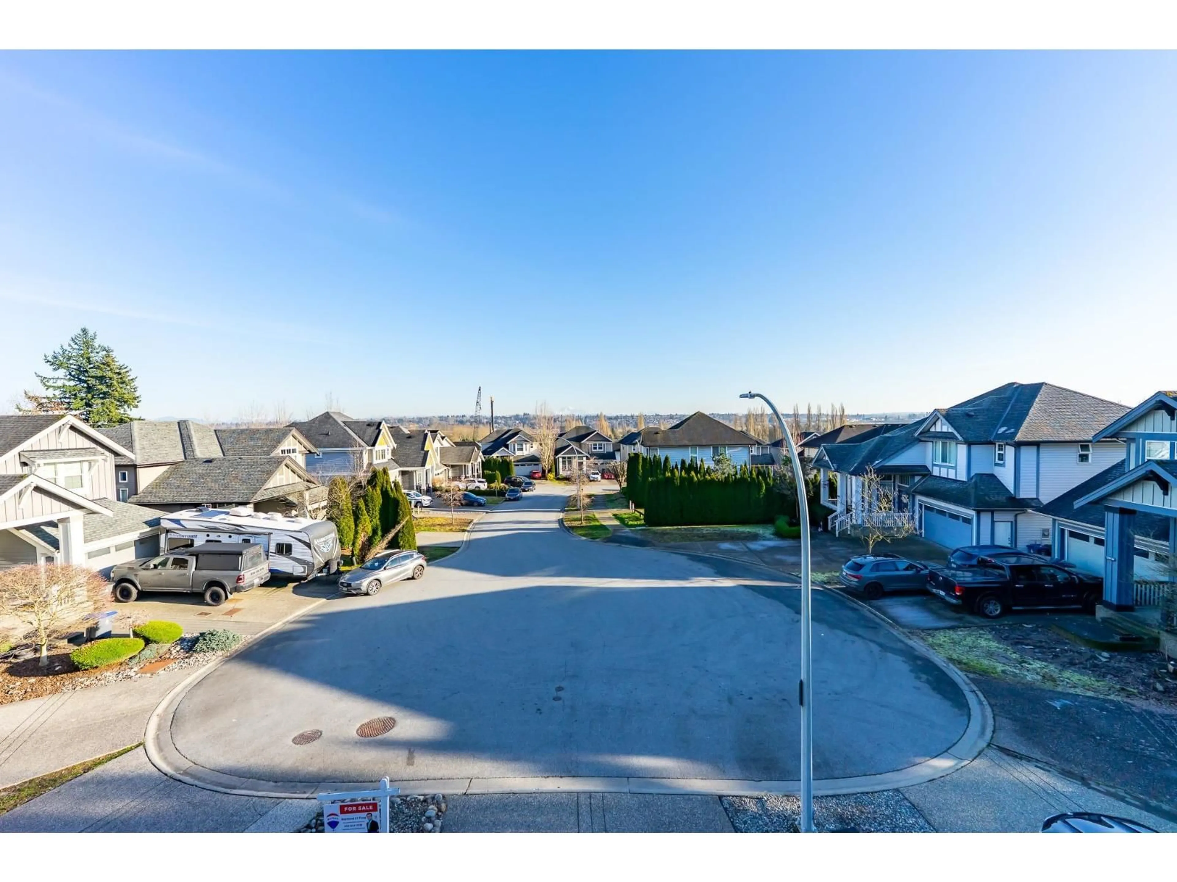 A pic from outside/outdoor area/front of a property/back of a property/a pic from drone, unknown for 16919 79 AVENUE, Surrey British Columbia V4N6L4