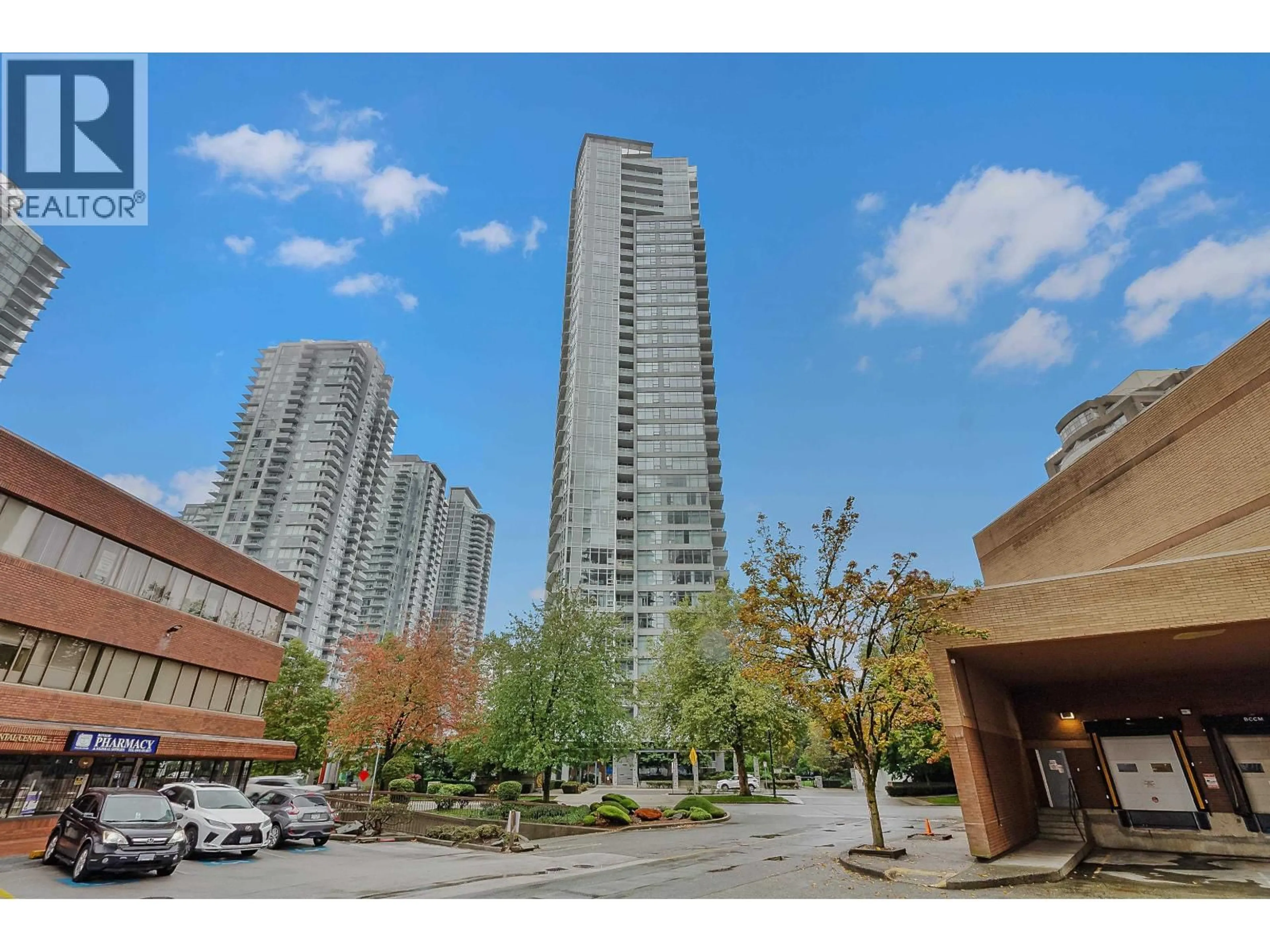 Patio, unknown for 3702 - 4880 BENNETT STREET, Burnaby British Columbia V5H0C1