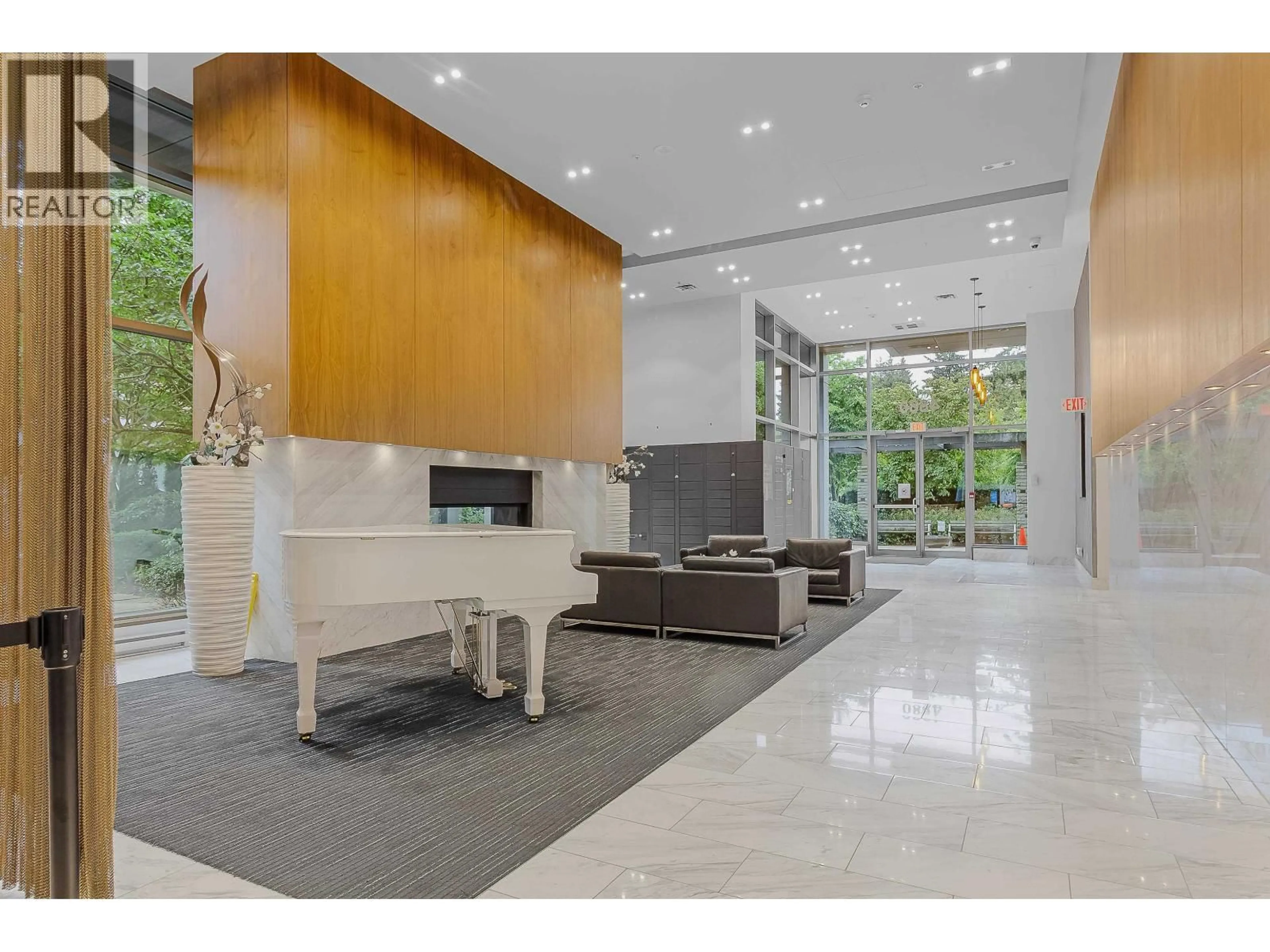 Lobby for 3702 - 4880 BENNETT STREET, Burnaby British Columbia V5H0C1