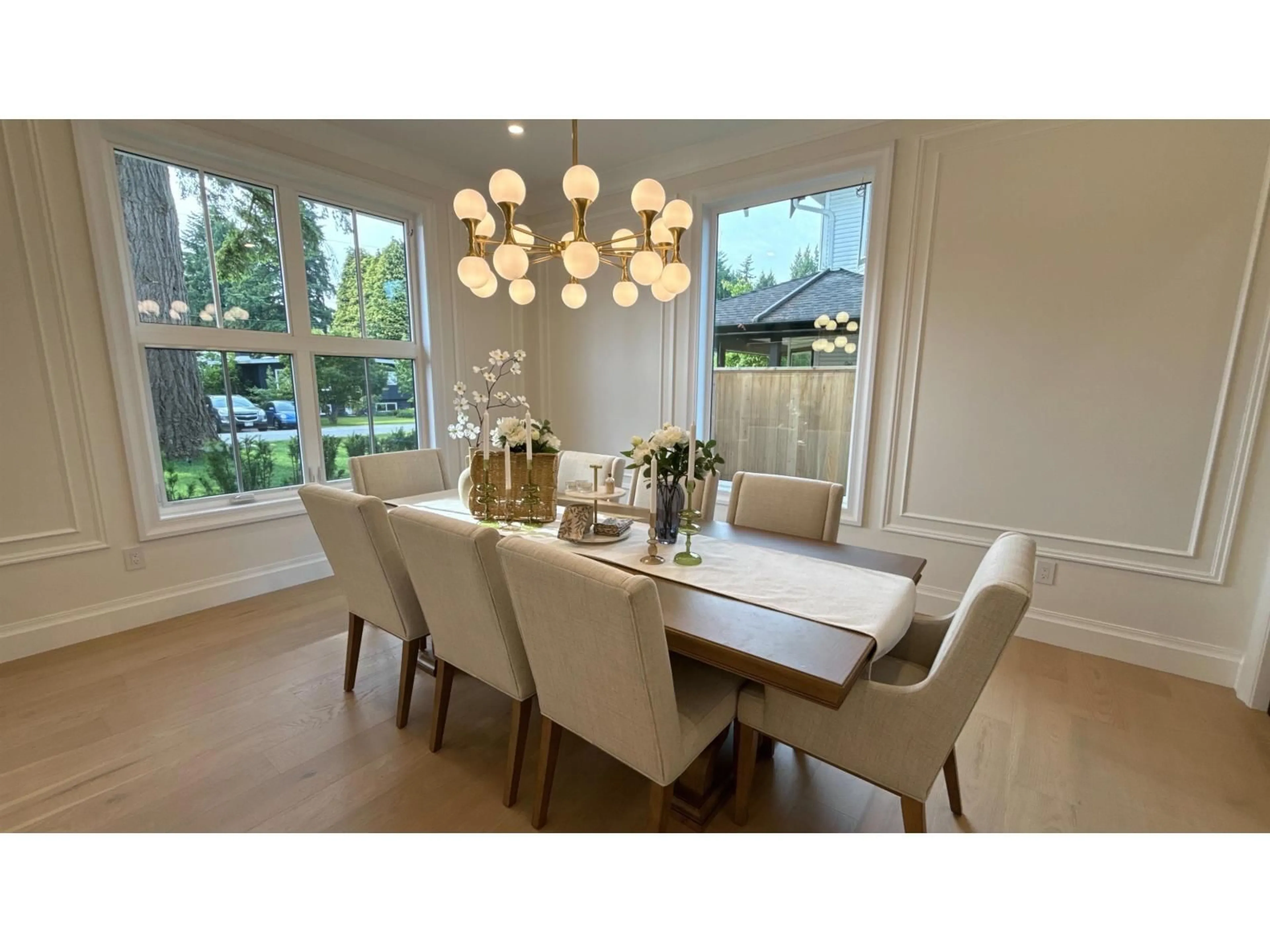 Dining room, wood/laminate floor for 8888 HADDEN STREET, Langley British Columbia V1M2R6