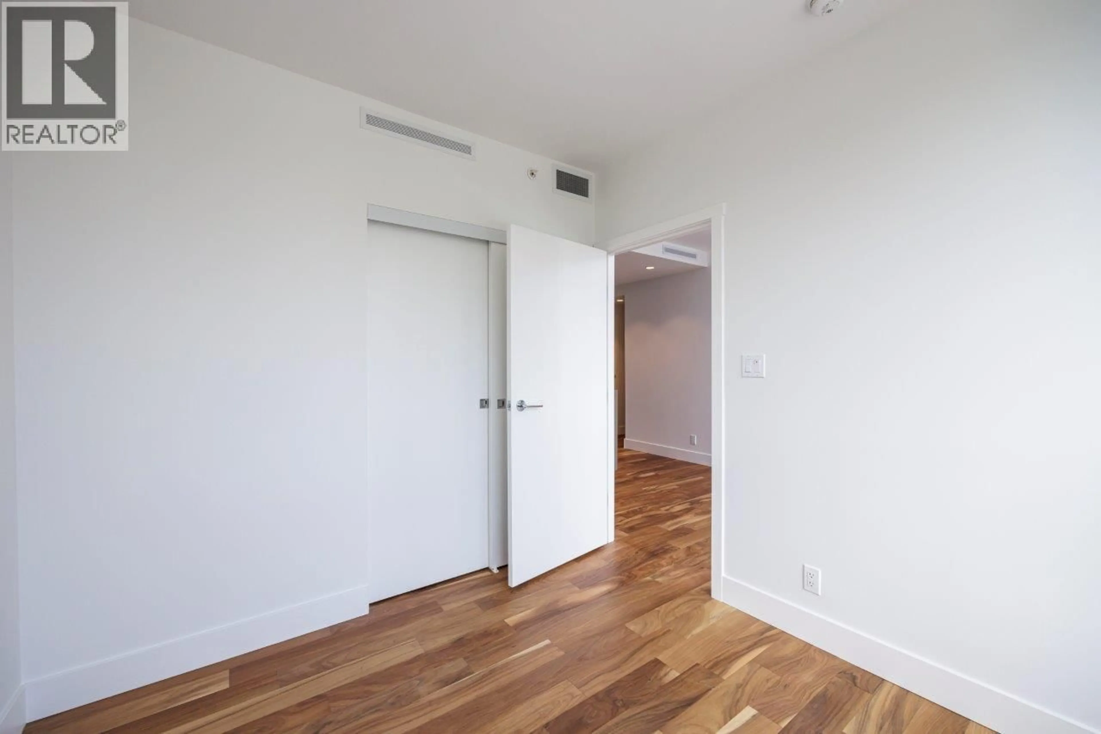 A pic of a room for 1632 LIONS GATE LANE, North Vancouver British Columbia V7P0E2