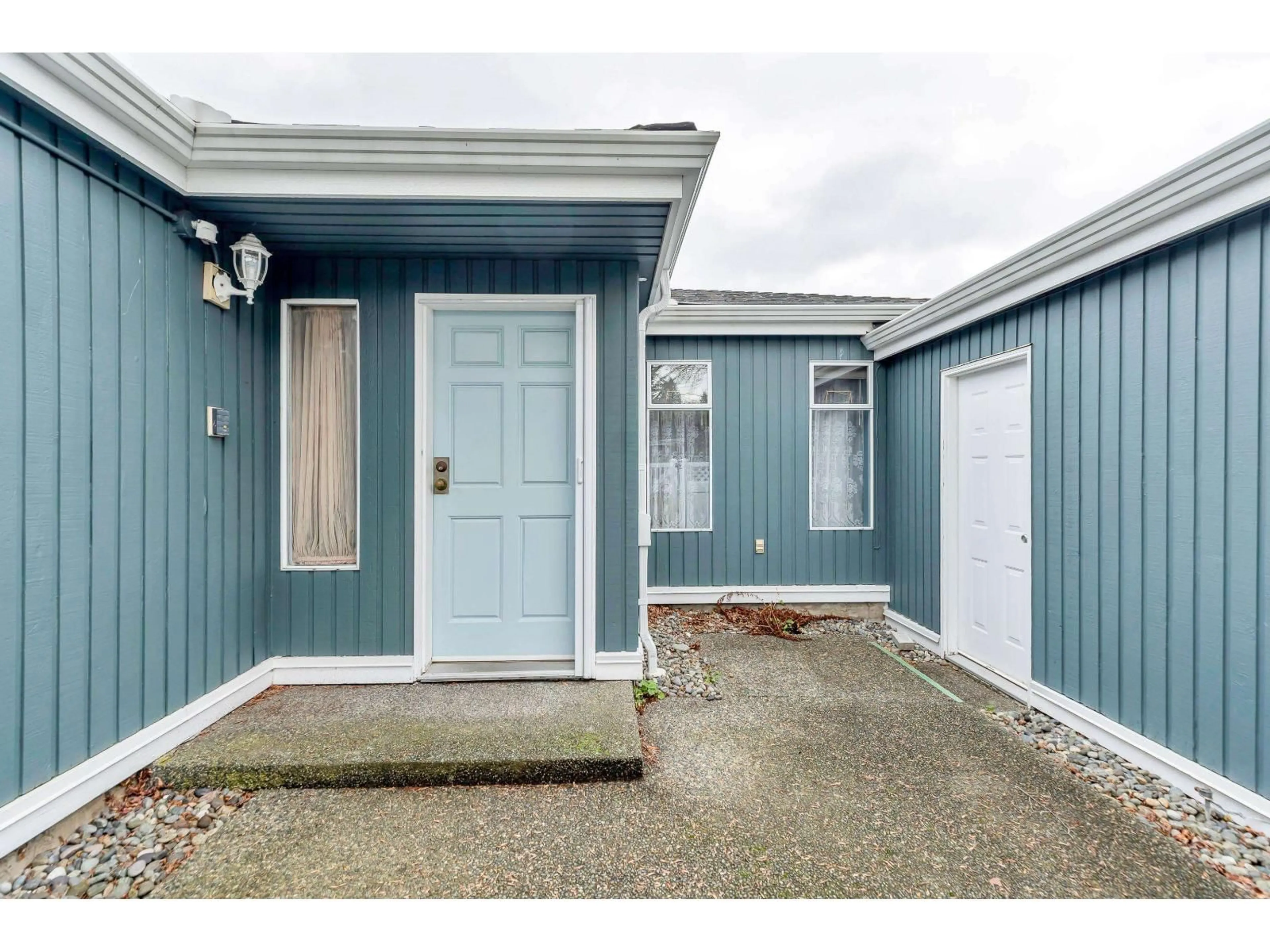 Unknown for 114 - 14271 18A AVENUE, Surrey British Columbia V4A7N8