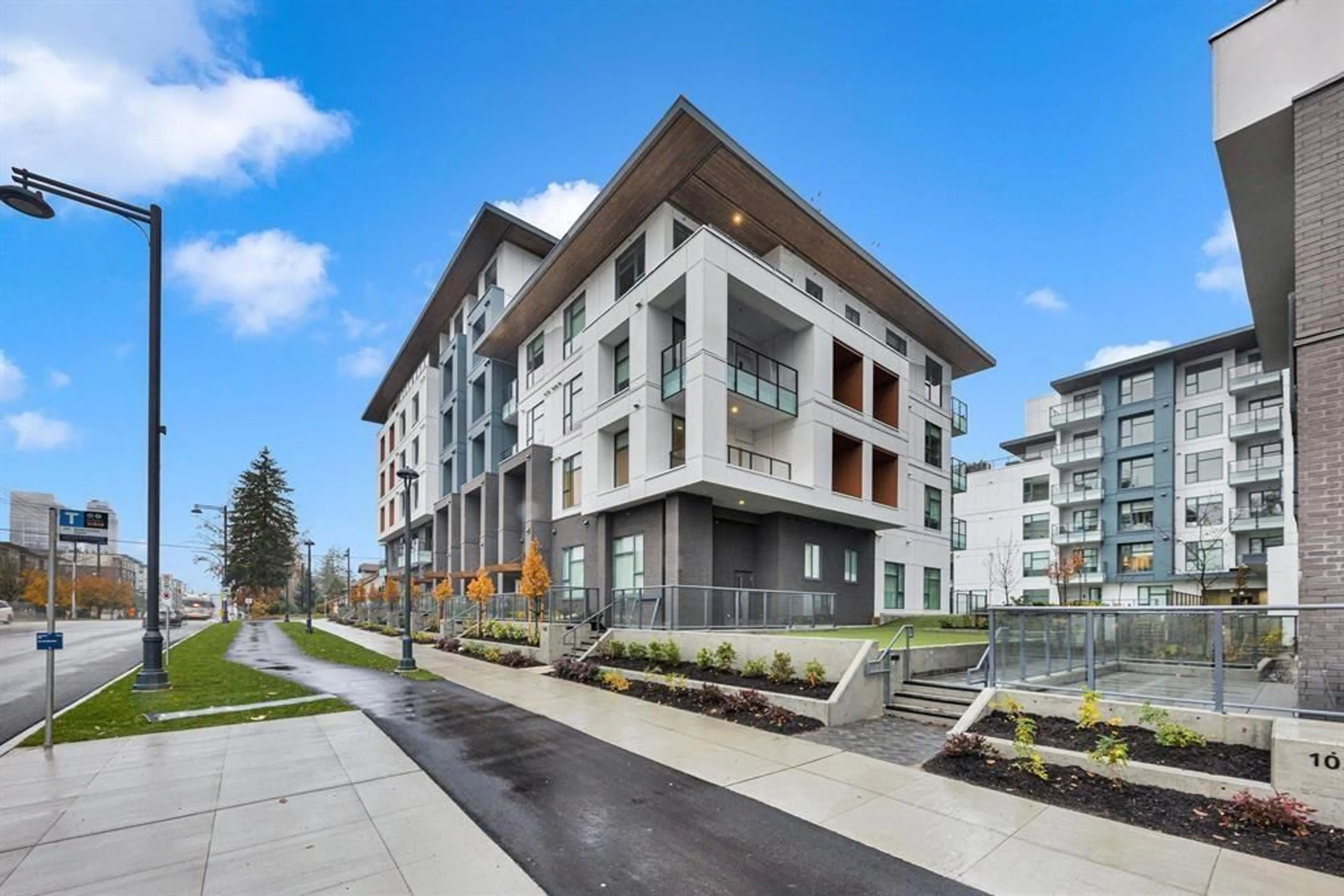 Patio, street for E112 - 10829 140 STREET, Surrey British Columbia V3R0H4