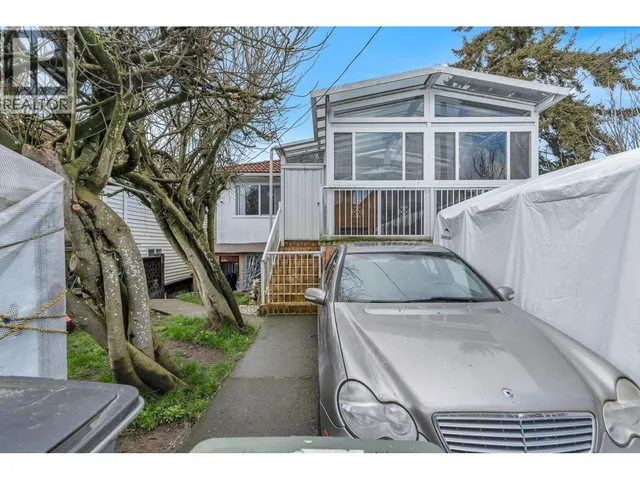 5064 MAIN STREET, Vancouver 4