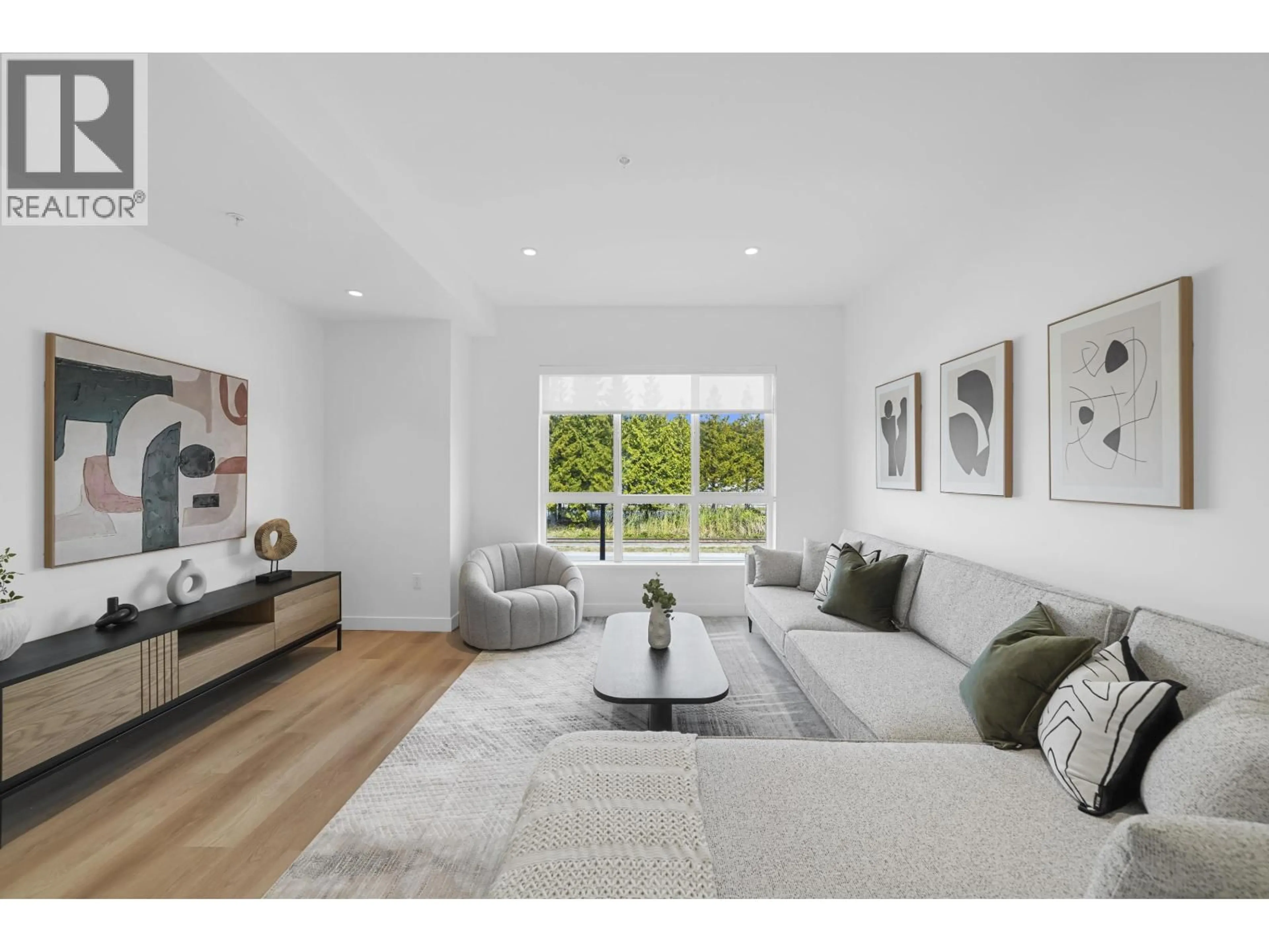 Living room with furniture, unknown for 144 - 388 DUNCAN STREET, New Westminster British Columbia V3M0P9