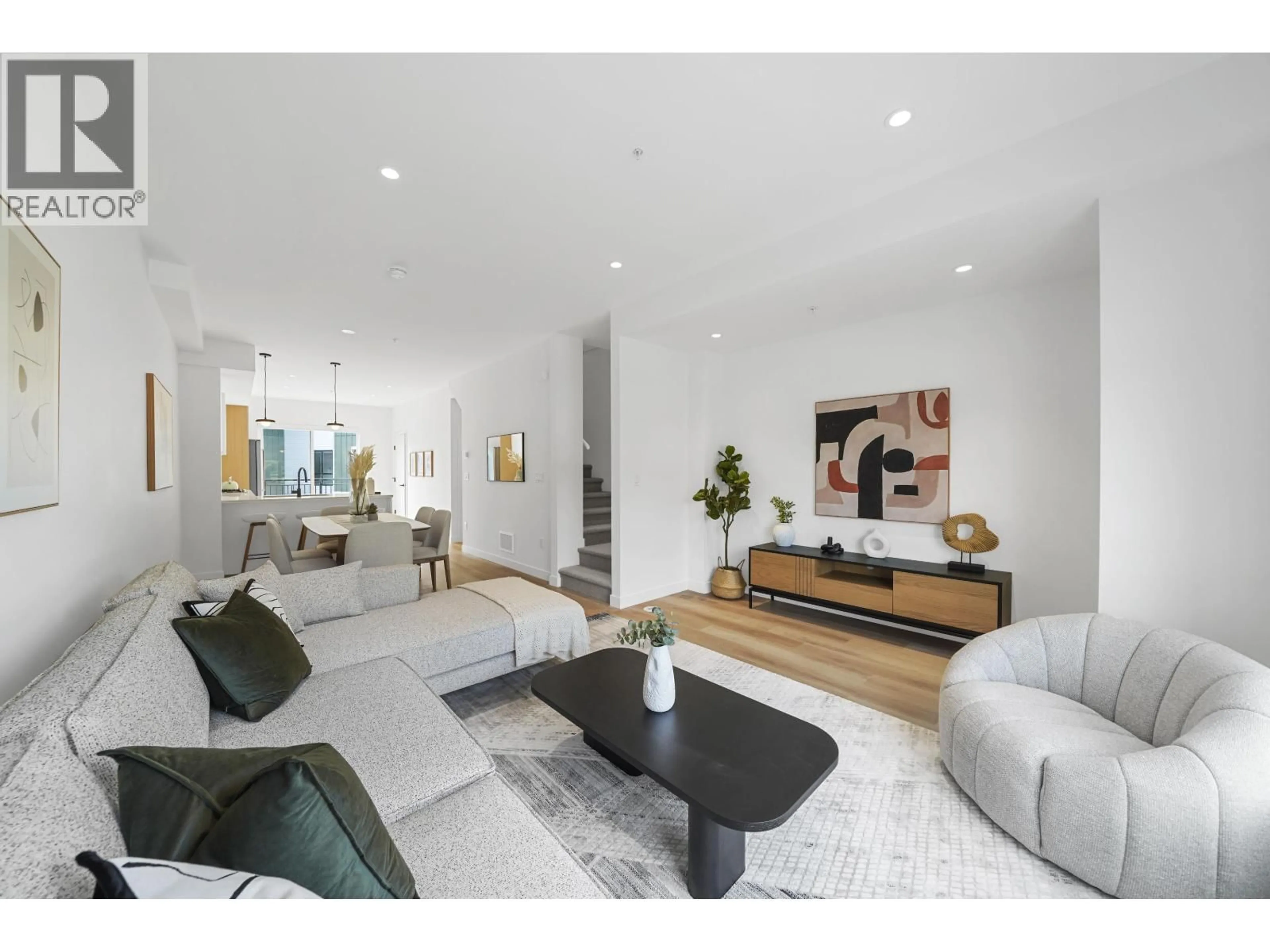 Living room with furniture, unknown for 144 - 388 DUNCAN STREET, New Westminster British Columbia V3M0P9