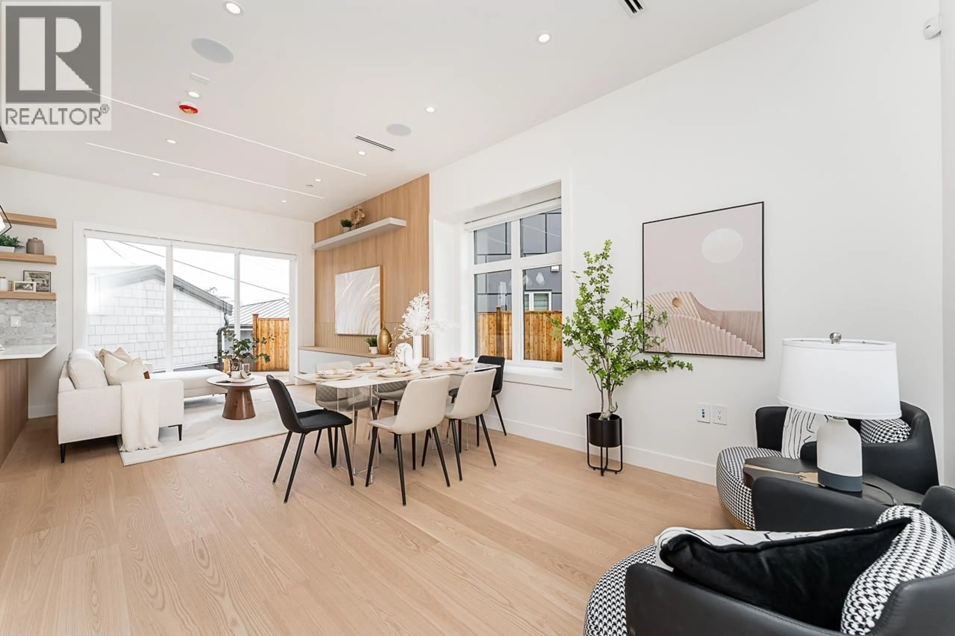 Unknown for 1 - 2837 OLIVER CRESCENT, Vancouver British Columbia V6L1T1