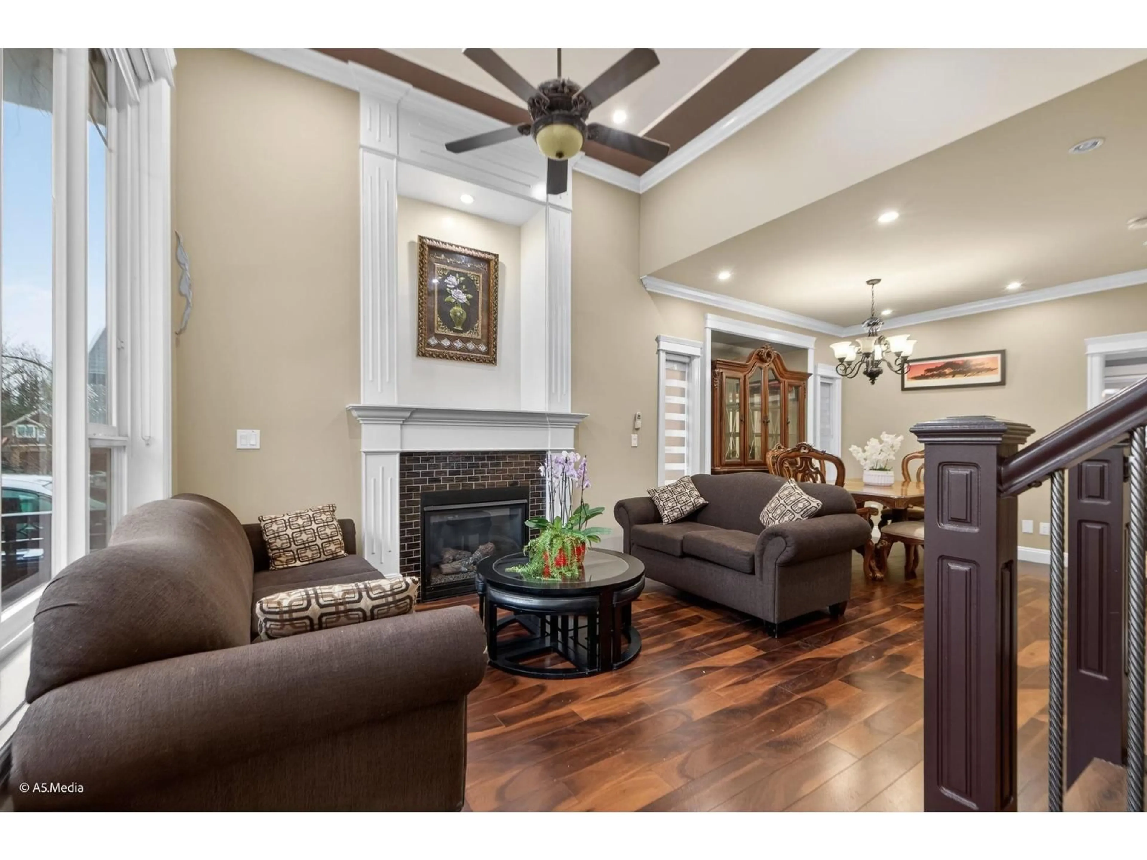 Living room with furniture, unknown for 14881 63 AVENUE, Surrey British Columbia V3S2W9