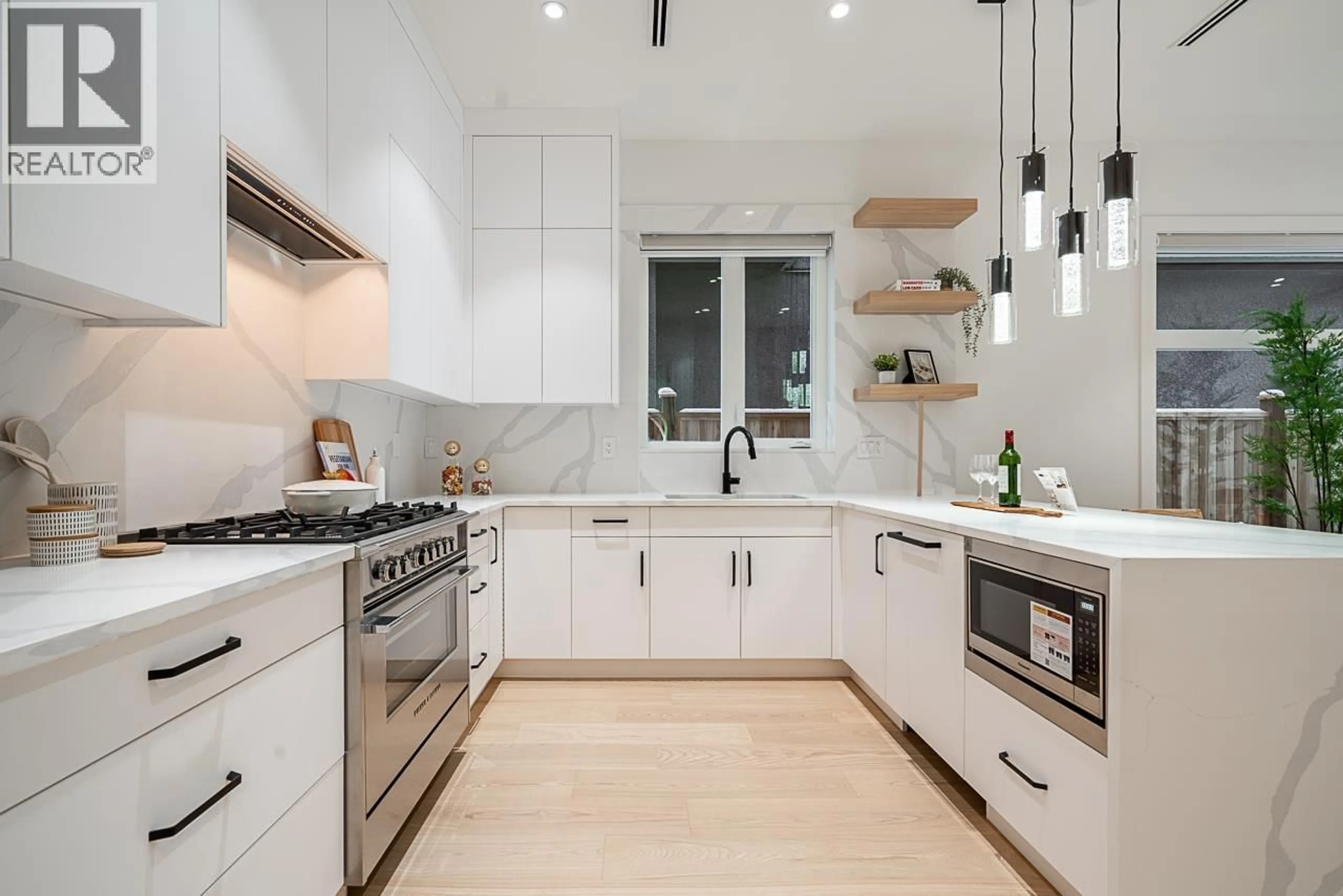 Contemporary kitchen, ceramic/tile floor for 2833 OLIVER CRESCENT, Vancouver British Columbia V6L1T1