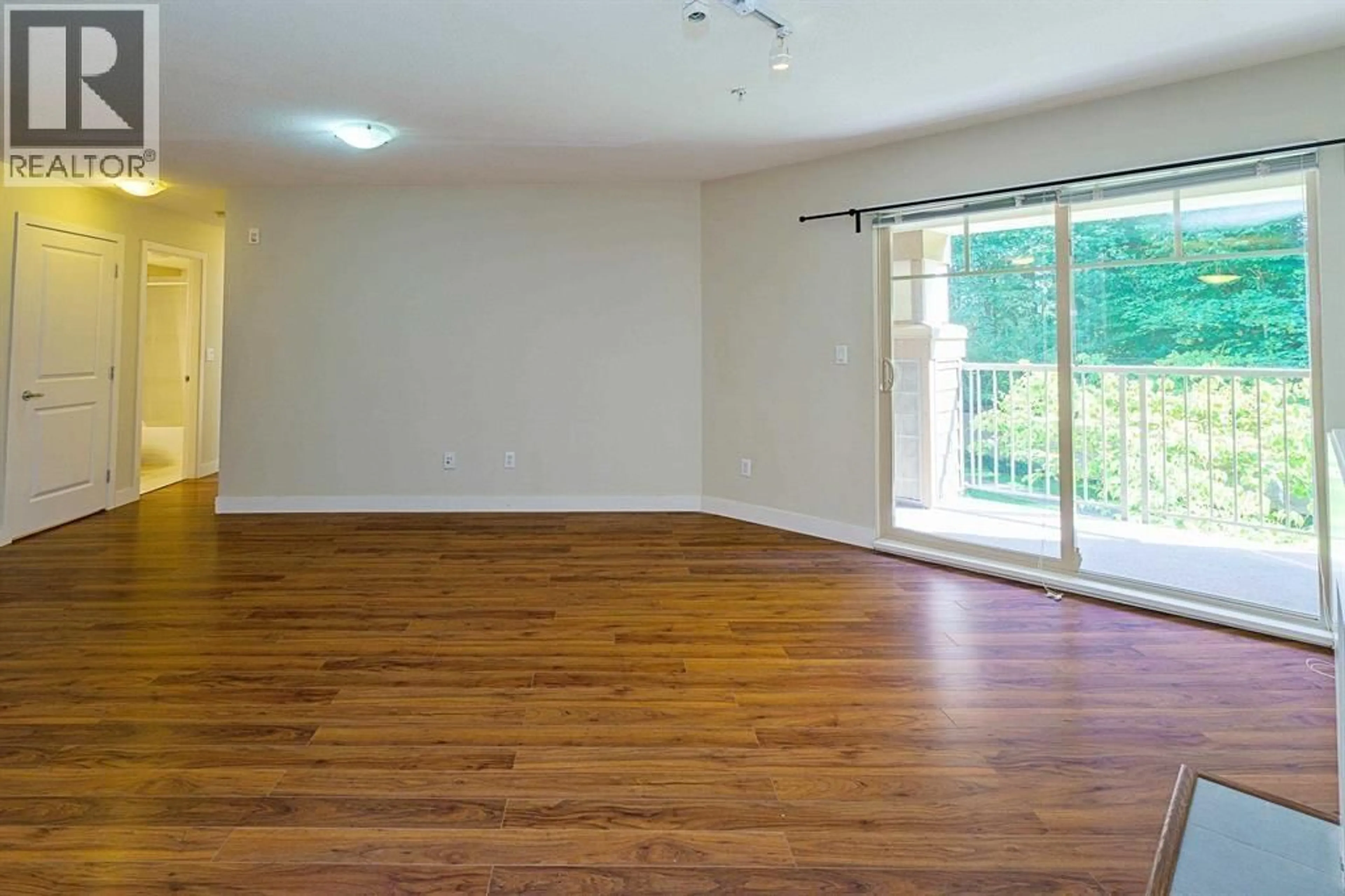 A pic of a room for 222 - 12248 224 STREET, Maple Ridge British Columbia V2X6B8