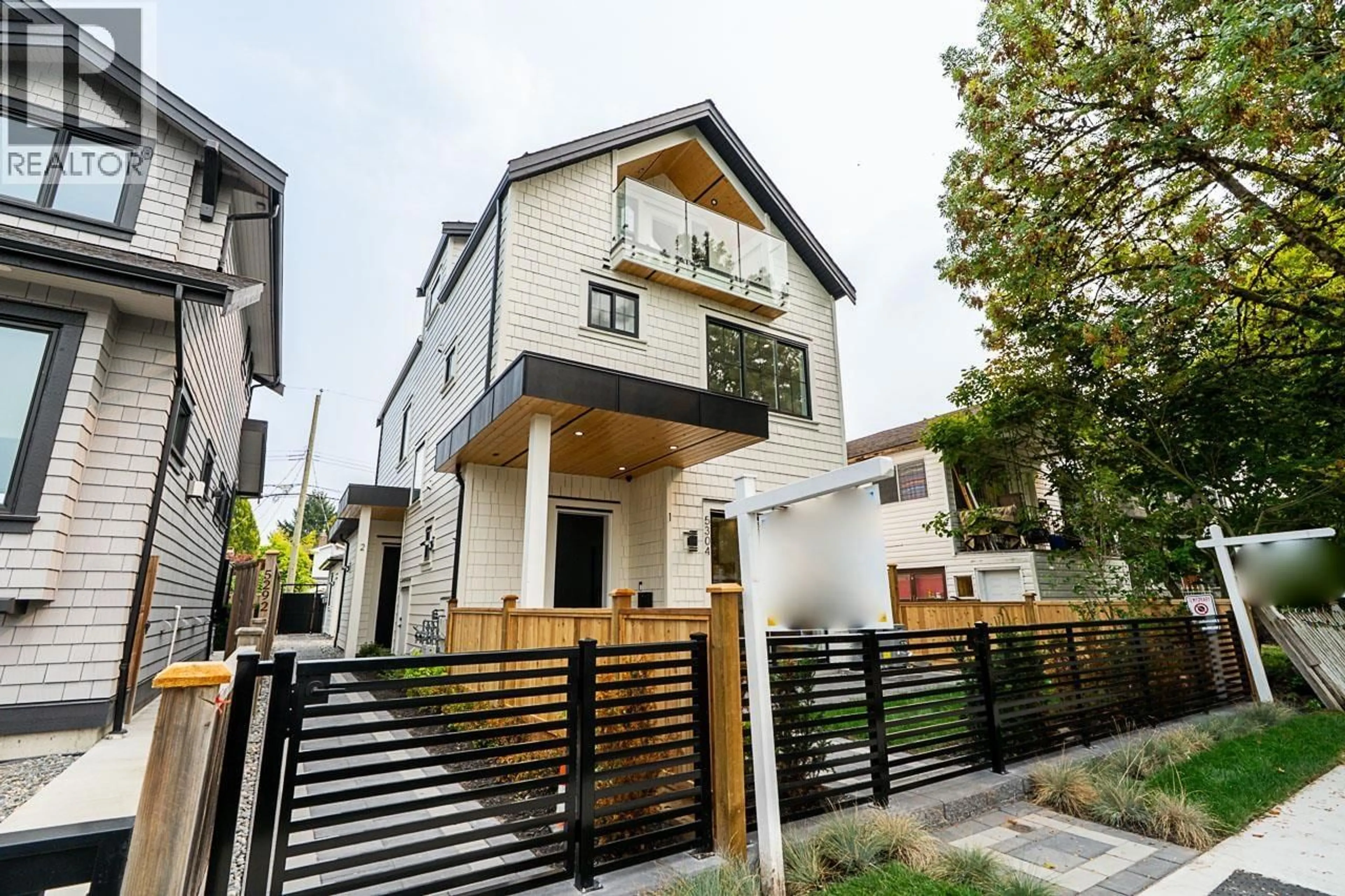 Home with brick exterior material, street for 2 - 5304 ELGIN STREET, Vancouver British Columbia V5W3J8