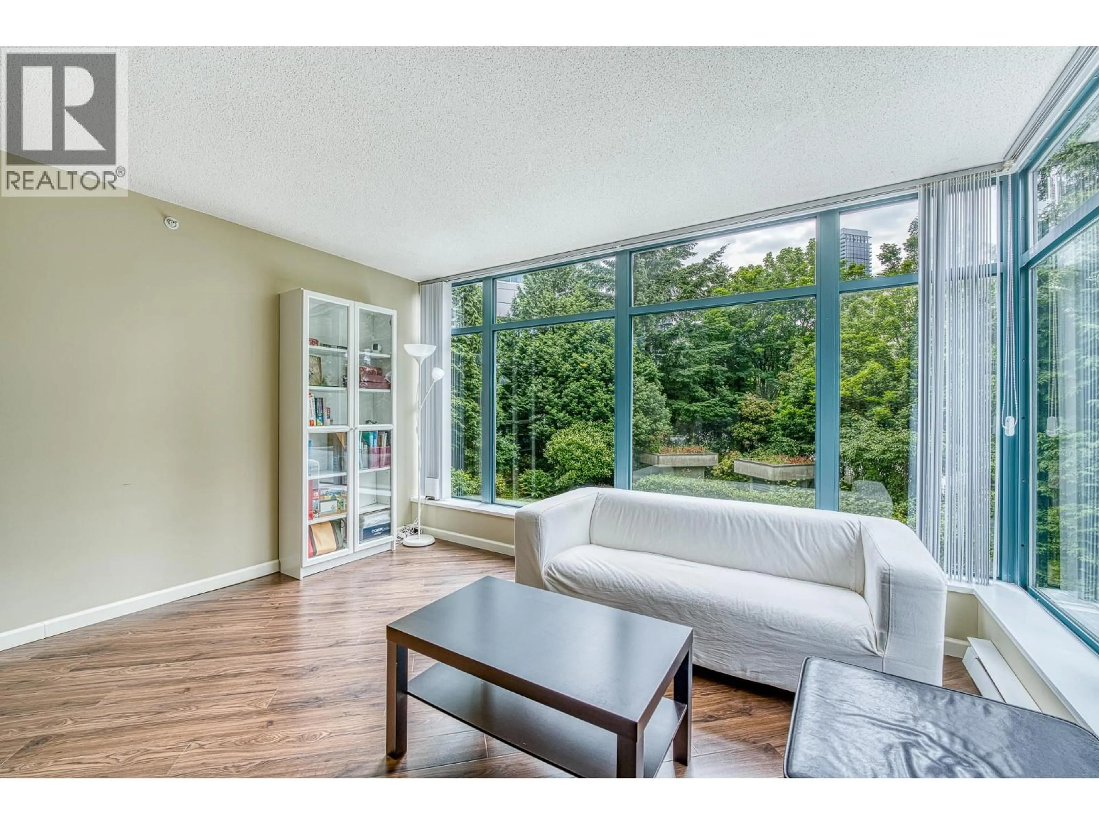 Living room with furniture, unknown for 206 - 4505 HAZEL STREET, Burnaby British Columbia V5H4T1