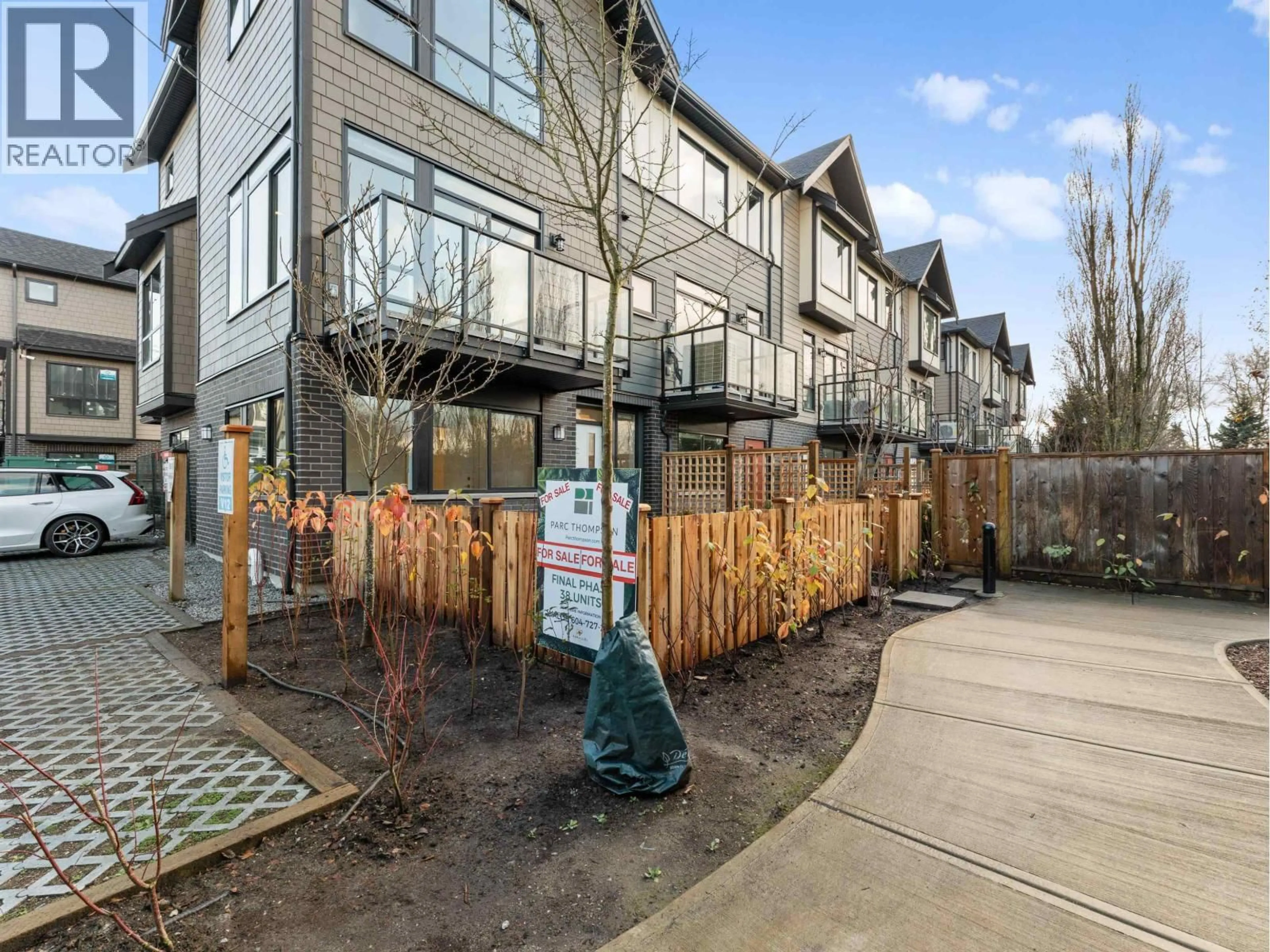 A pic from outside/outdoor area/front of a property/back of a property/a pic from drone, street for 18 - 4337 BOUNDARY ROAD, Richmond British Columbia V6V1S8