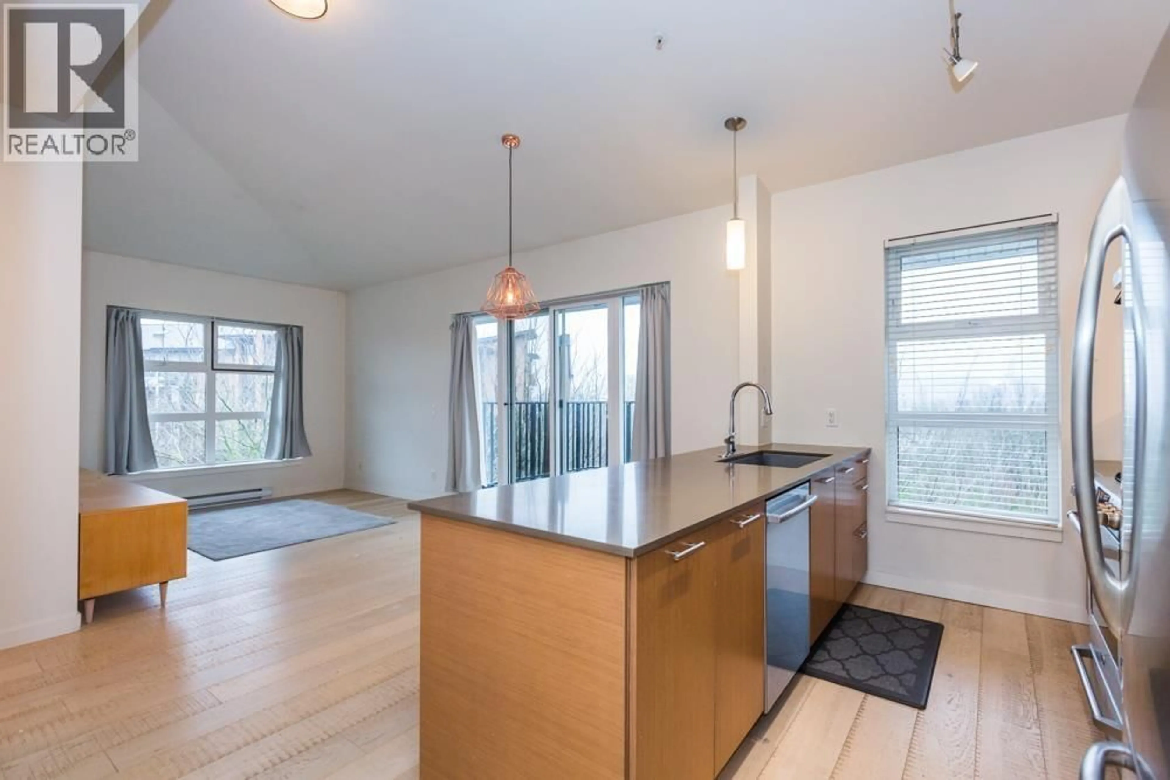 Open concept kitchen, unknown for 305 - 215 BROOKES STREET, New Westminster British Columbia V3M0G5