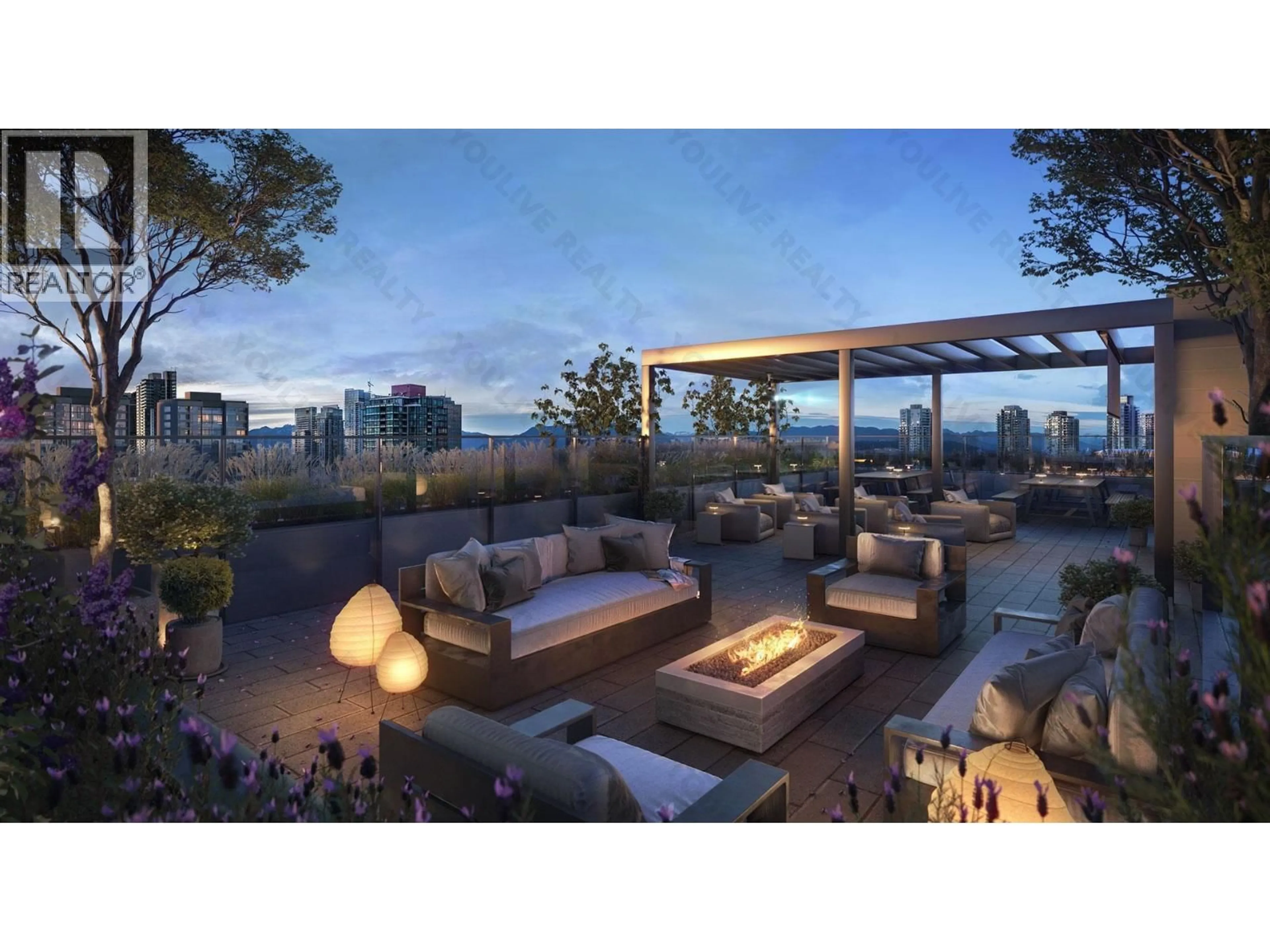 Patio, city buildings view from balcony for 407 - 82 FIRST STREET, New Westminster British Columbia V3L2G1