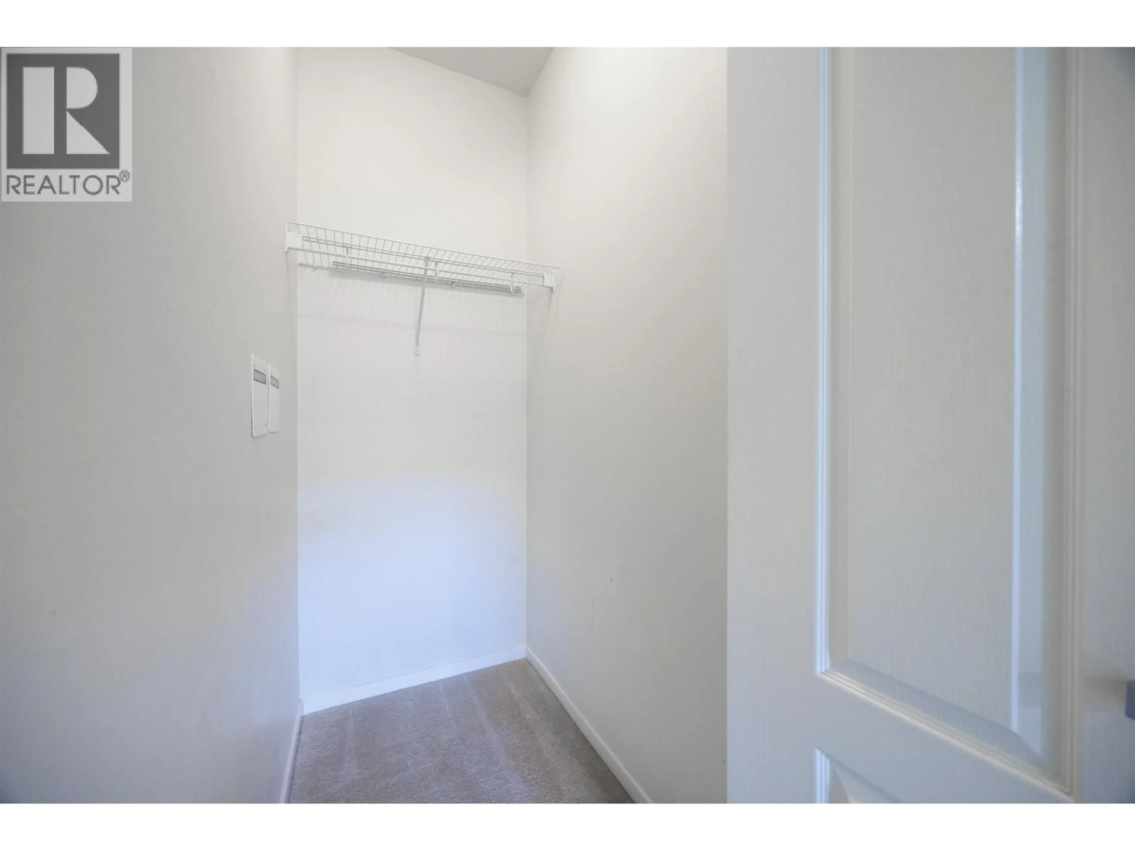 Unknown for 213 - 3107 WINDSOR GATE, Coquitlam British Columbia V3B0L1