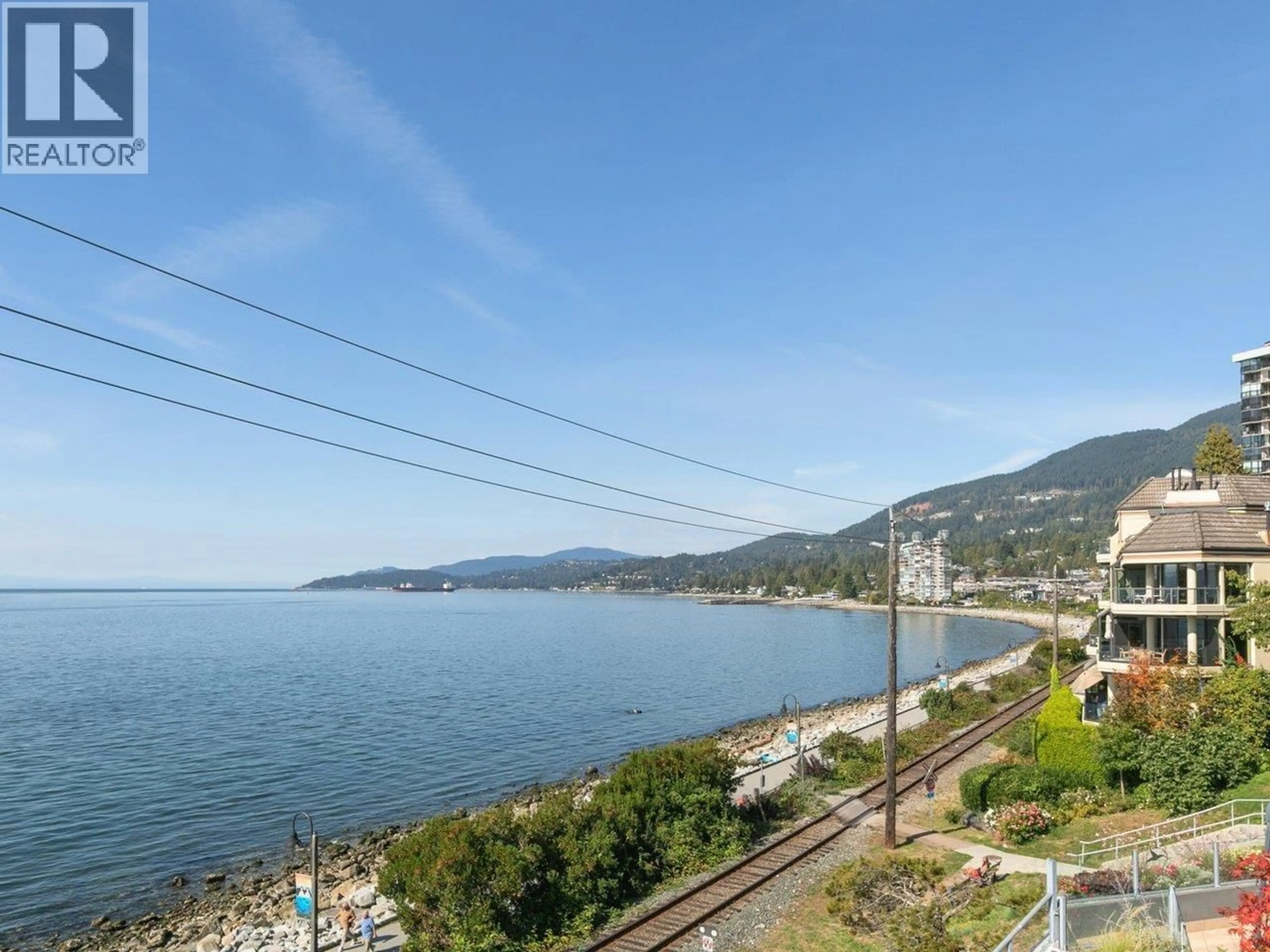 Balcony in the apartment, water/lake/river/ocean view for 203 - 2190 ARGYLE AVENUE, West Vancouver British Columbia V7V1A4