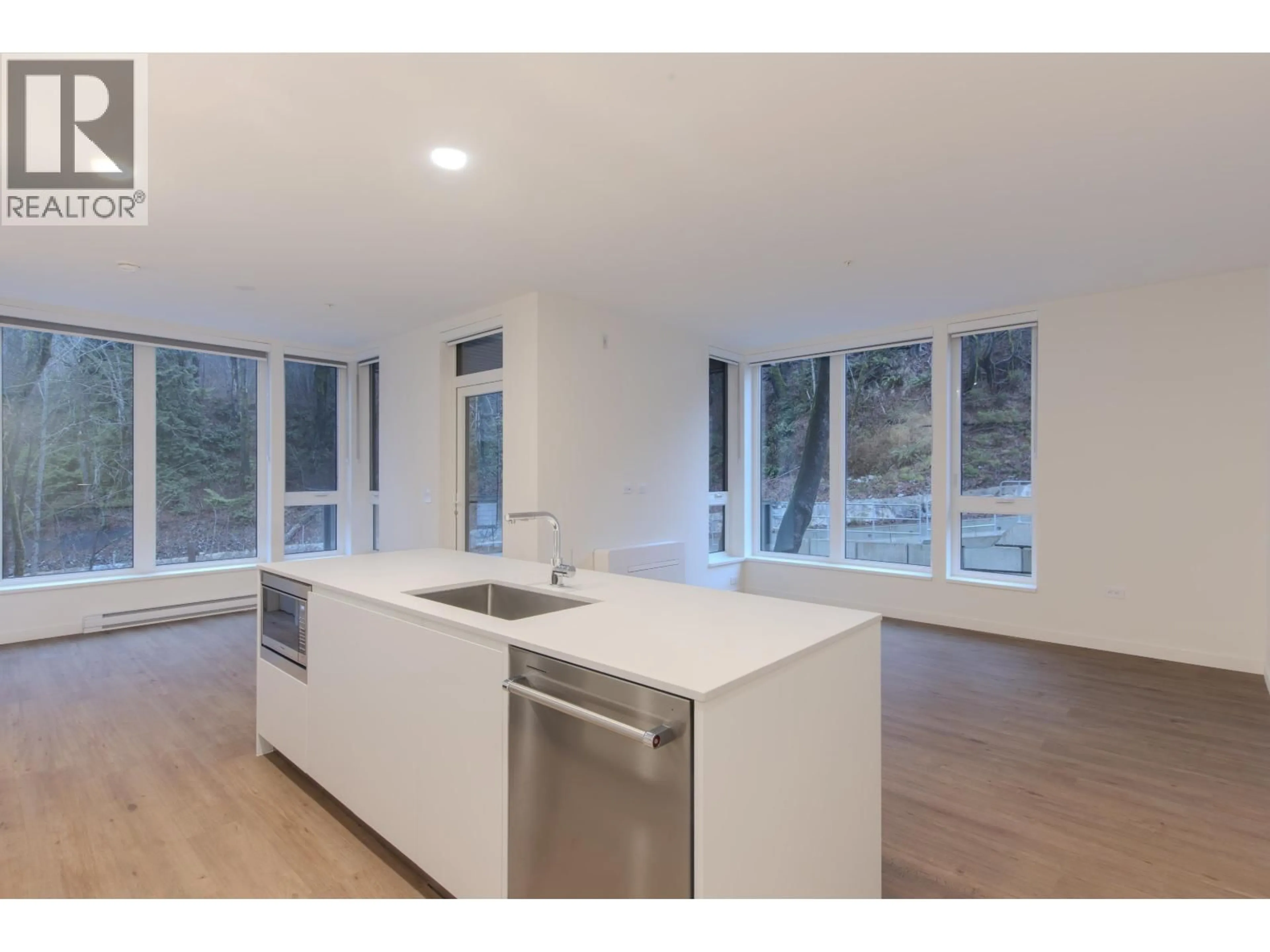 Open concept kitchen, unknown for 418 - 1504 SCOTT CRESCENT, Squamish British Columbia V8B1G4