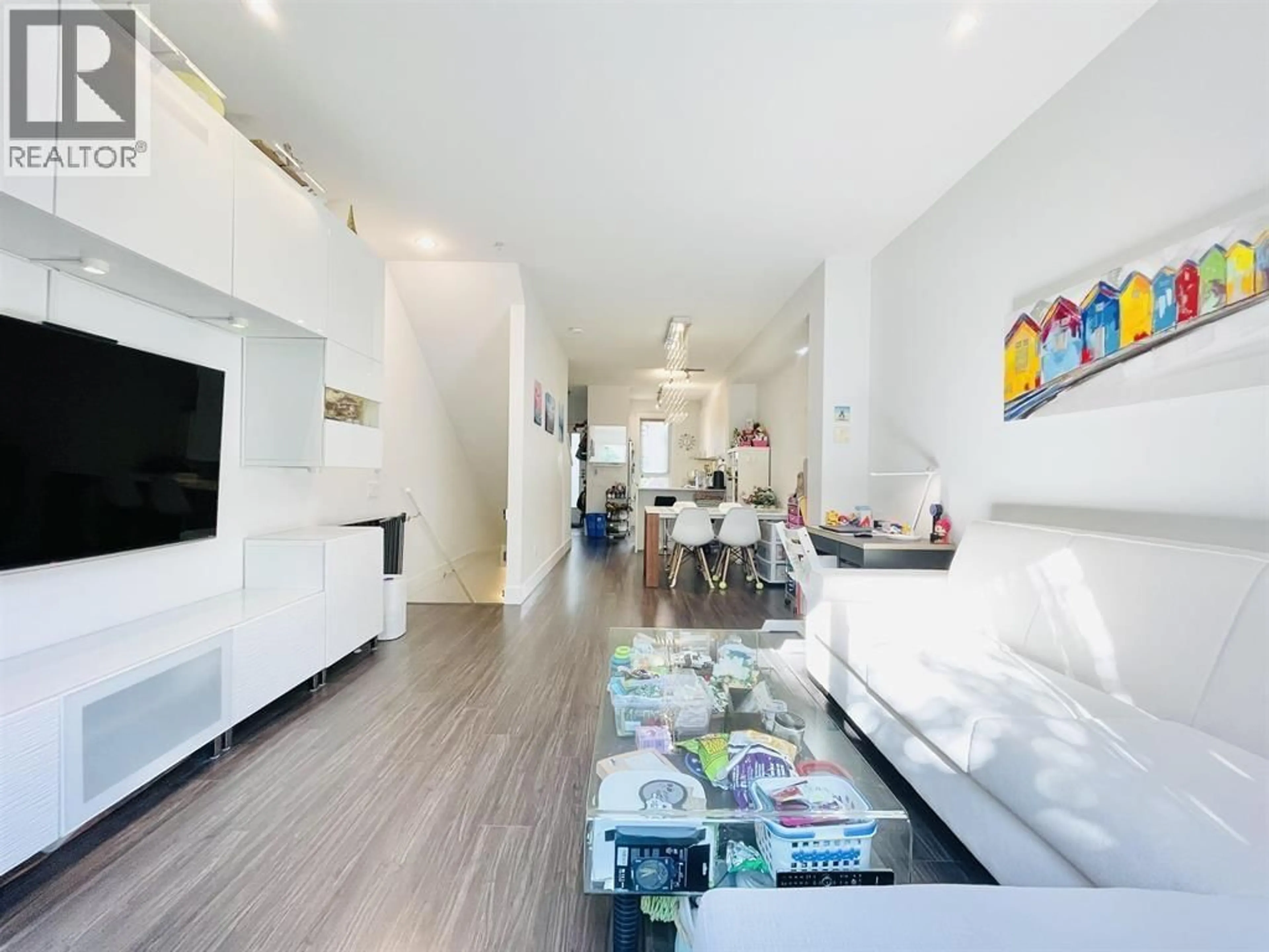 Unknown for 35 - 6868 BURLINGTON AVENUE, Burnaby British Columbia V5J0G1