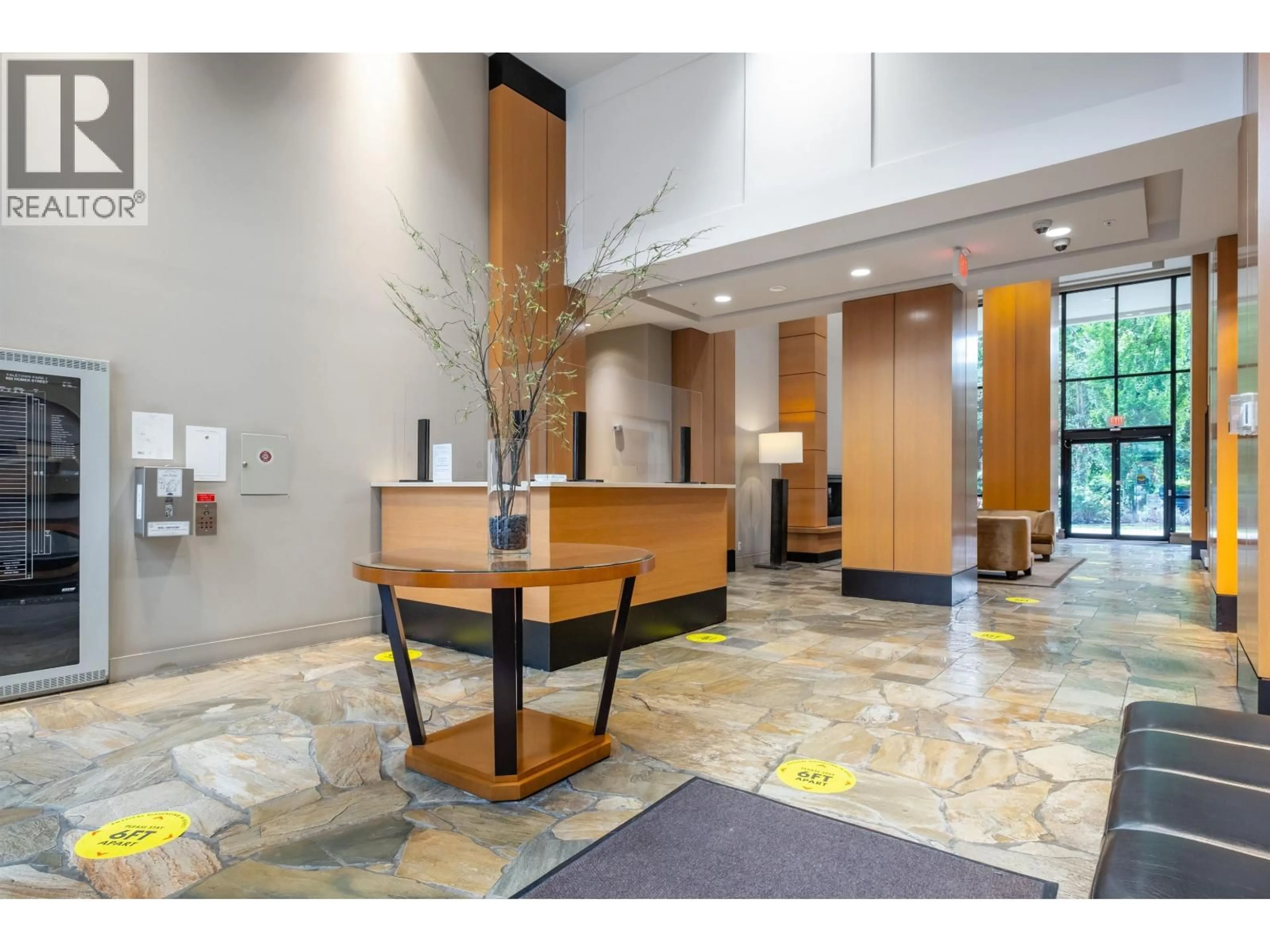 Lobby for 1110 - 928 HOMER STREET, Vancouver British Columbia V6B1T7