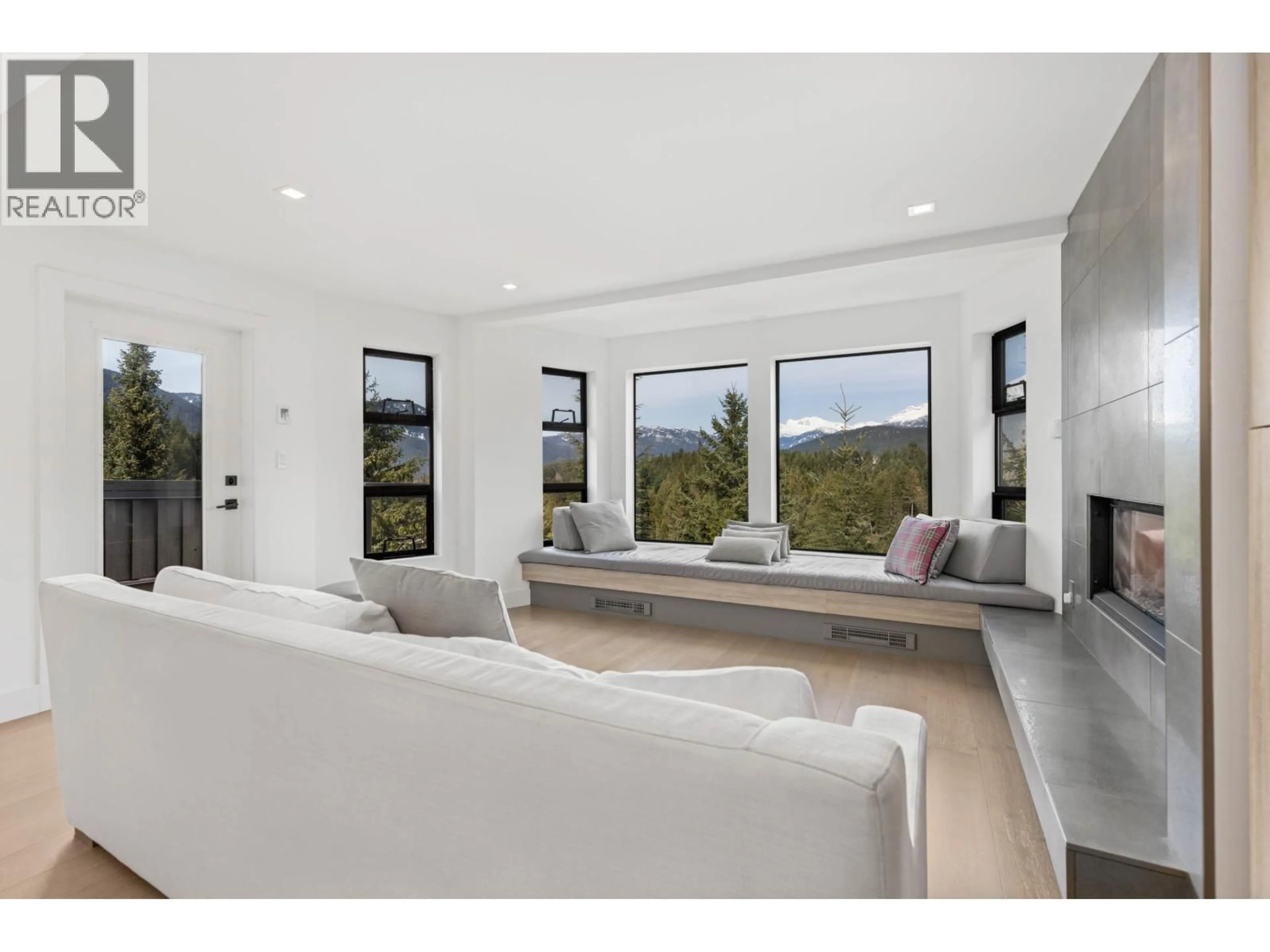 Unknown for 406 - 3317 PTARMIGAN PLACE, Whistler British Columbia V8E0V7