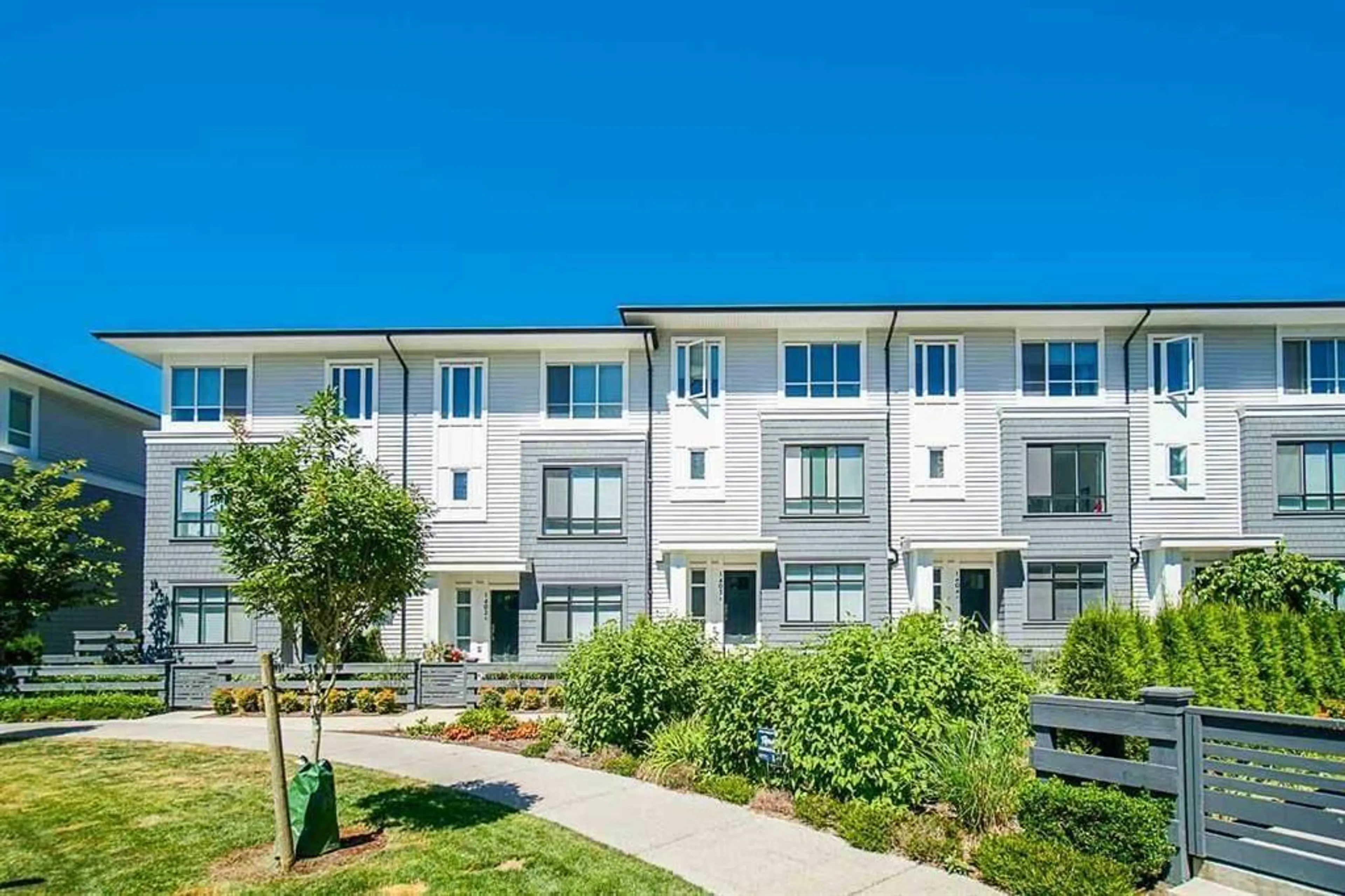 A pic from outside/outdoor area/front of a property/back of a property/a pic from drone, street for 1404 - 18505 LAURENSEN PLACE, Surrey British Columbia V4N6R8