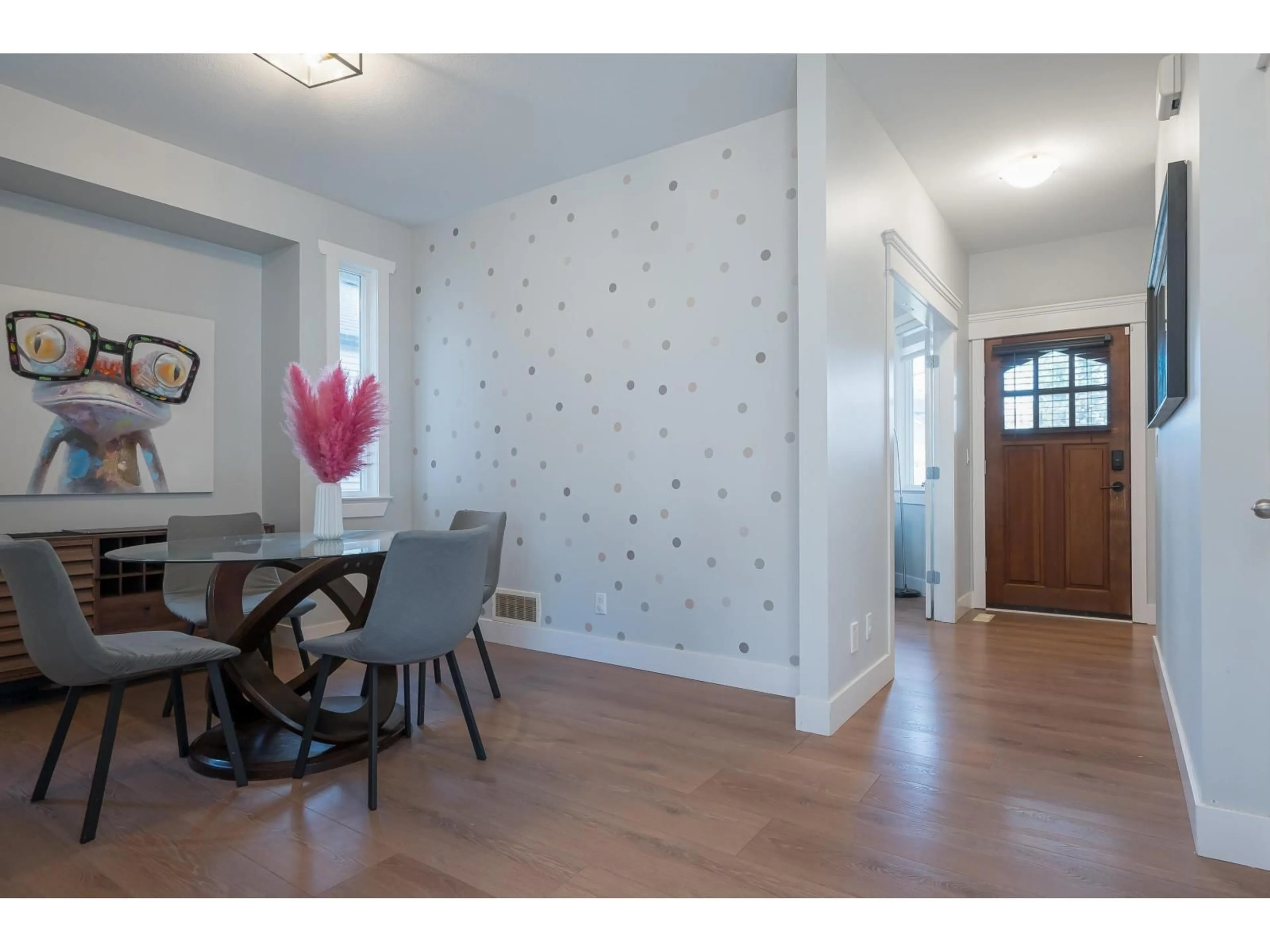 Indoor entryway for 2872 CAMBIE STREET, Abbotsford British Columbia V4X2R9