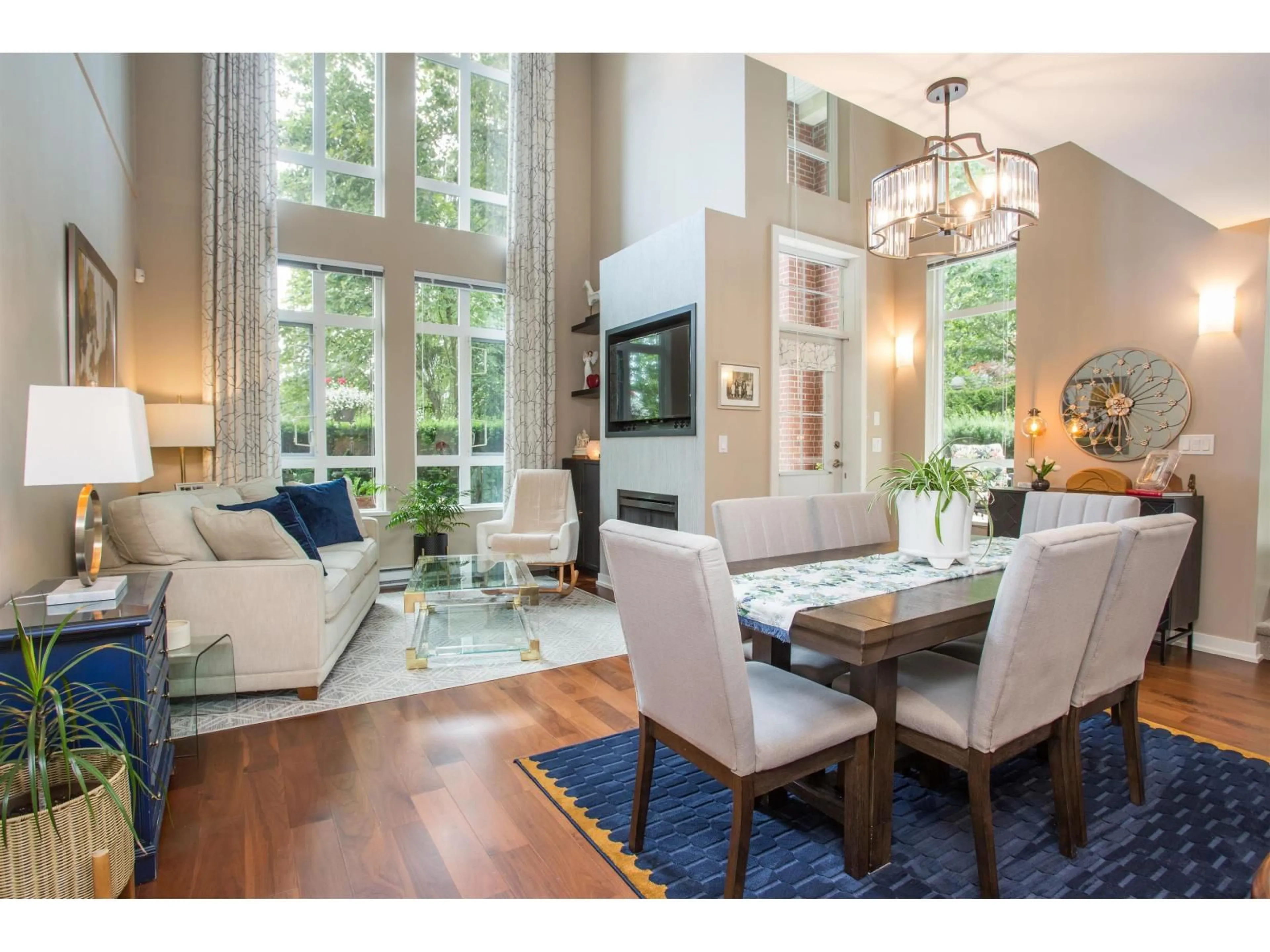 Living room with furniture, unknown for 156 - 2950 KING GEORGE BOULEVARD, Surrey British Columbia V4P0E5