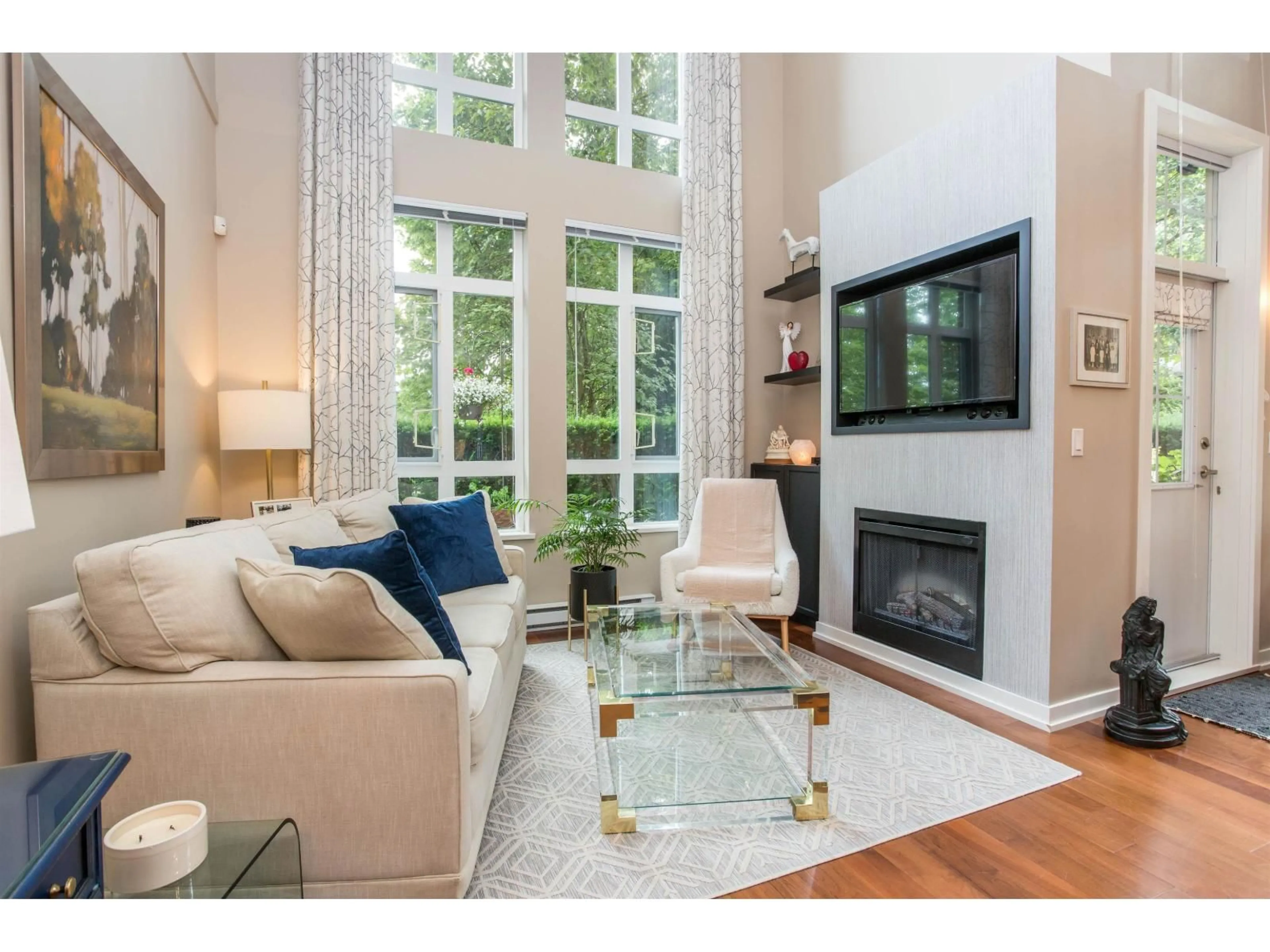 Living room with furniture, unknown for 156 - 2950 KING GEORGE BOULEVARD, Surrey British Columbia V4P0E5