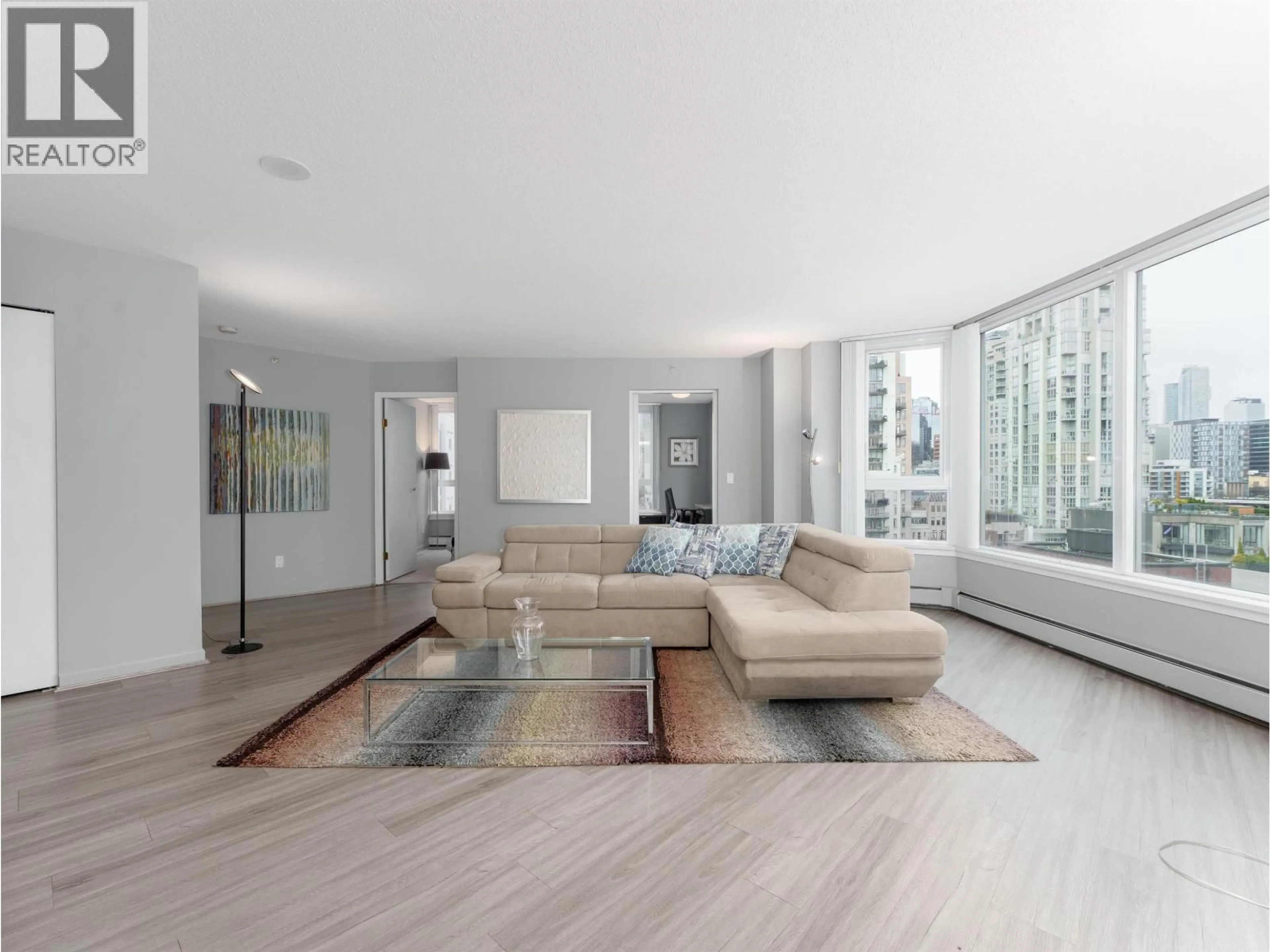 Living room with furniture, unknown for 1306 - 388 DRAKE STREET, Vancouver British Columbia V6B6A8