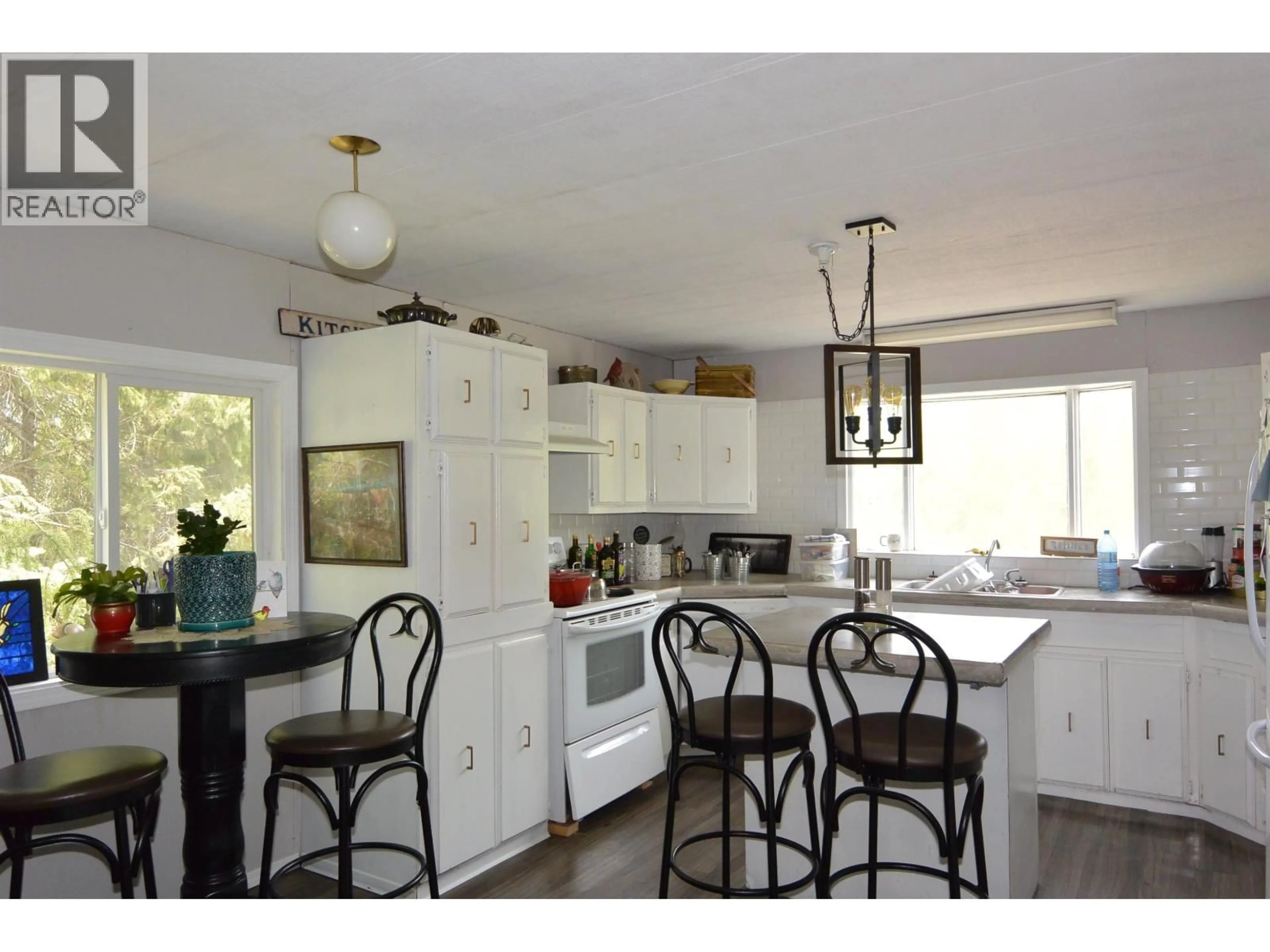 Open concept kitchen, unknown for 1018 LUND ROAD, Houston British Columbia V0J1Z1