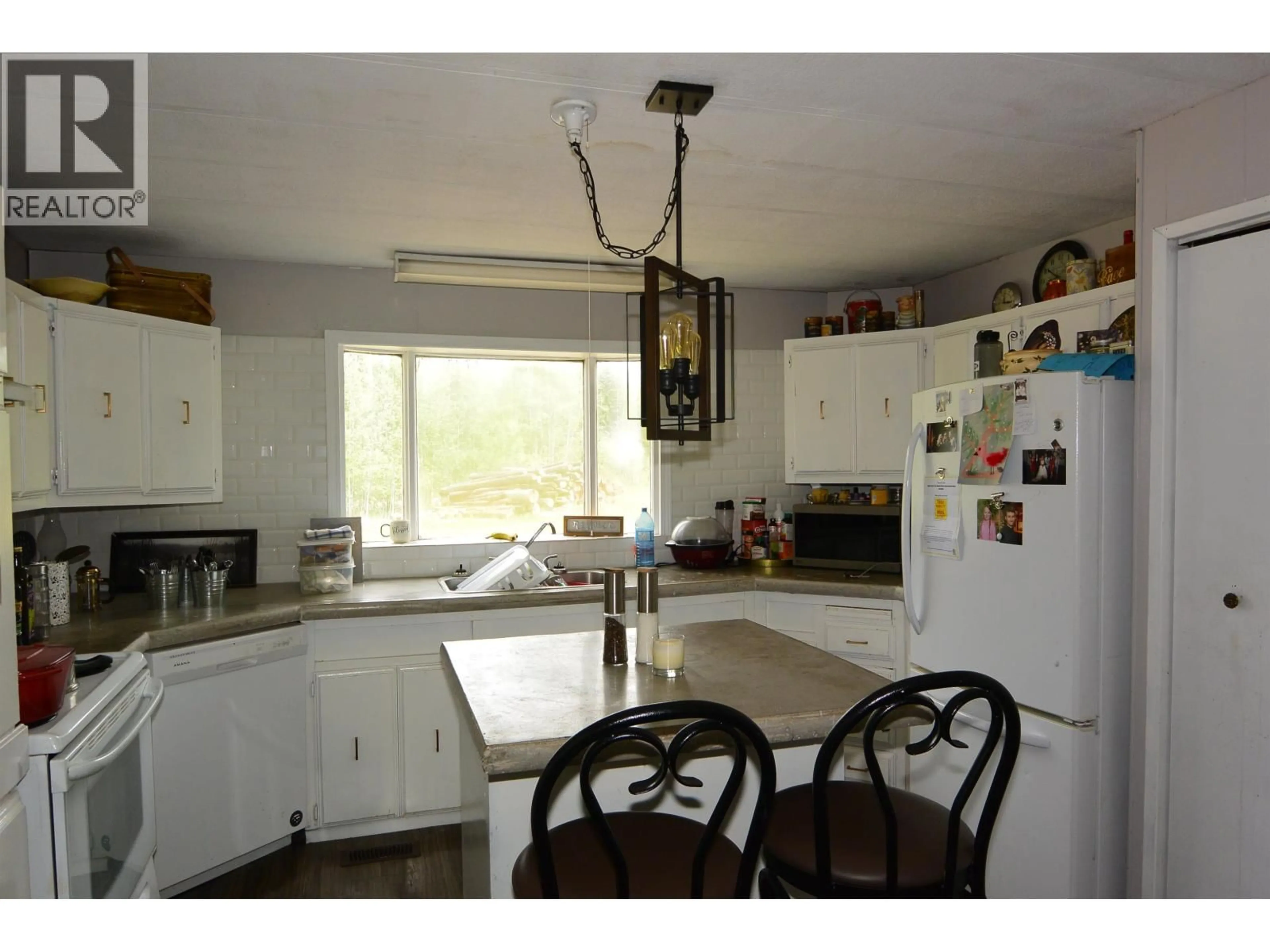 Open concept kitchen, unknown for 1018 LUND ROAD, Houston British Columbia V0J1Z1