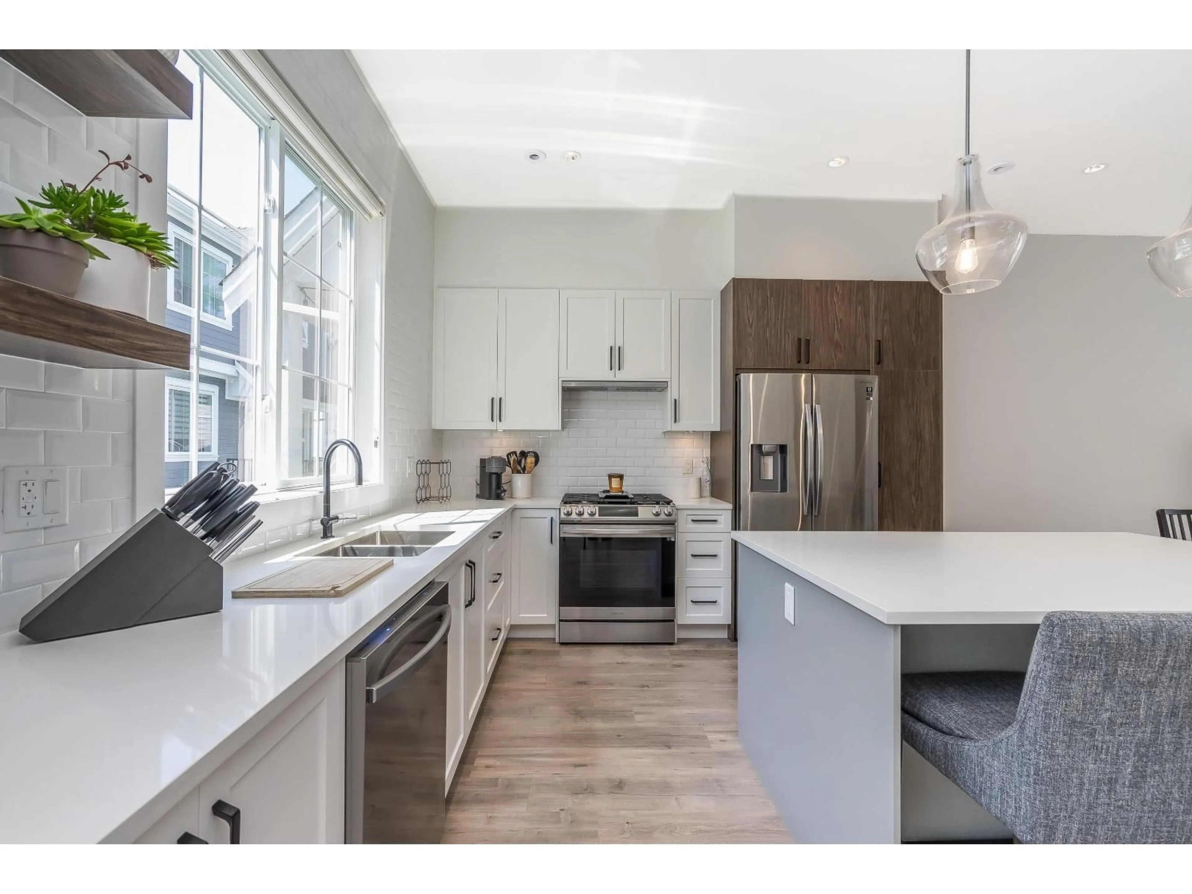 Open concept kitchen, unknown for 21 - 20321 80 AVENUE, Langley British Columbia V2Y3S3