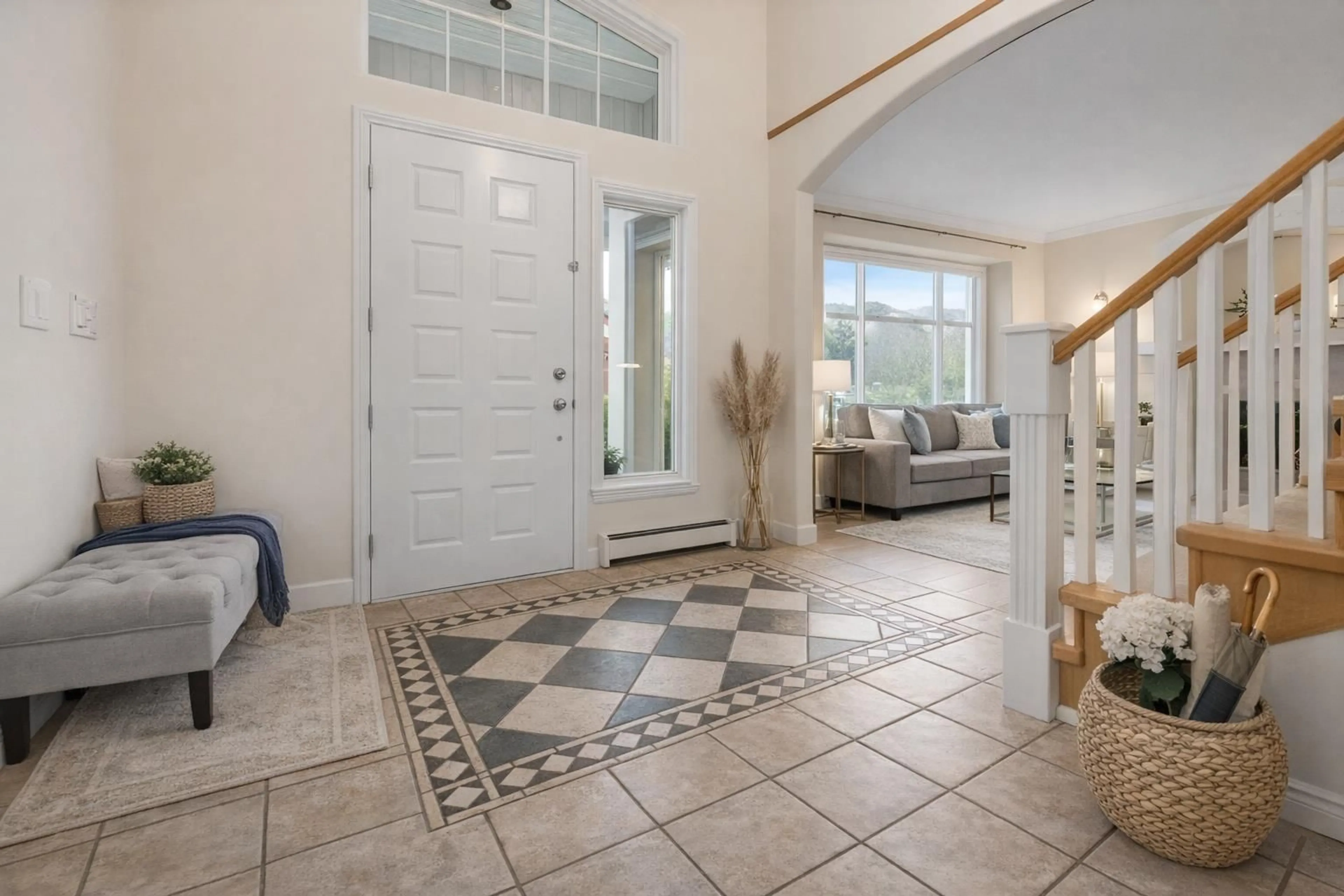 Indoor entryway for 8004 MELBURN DRIVE, Mission British Columbia V2V7B6