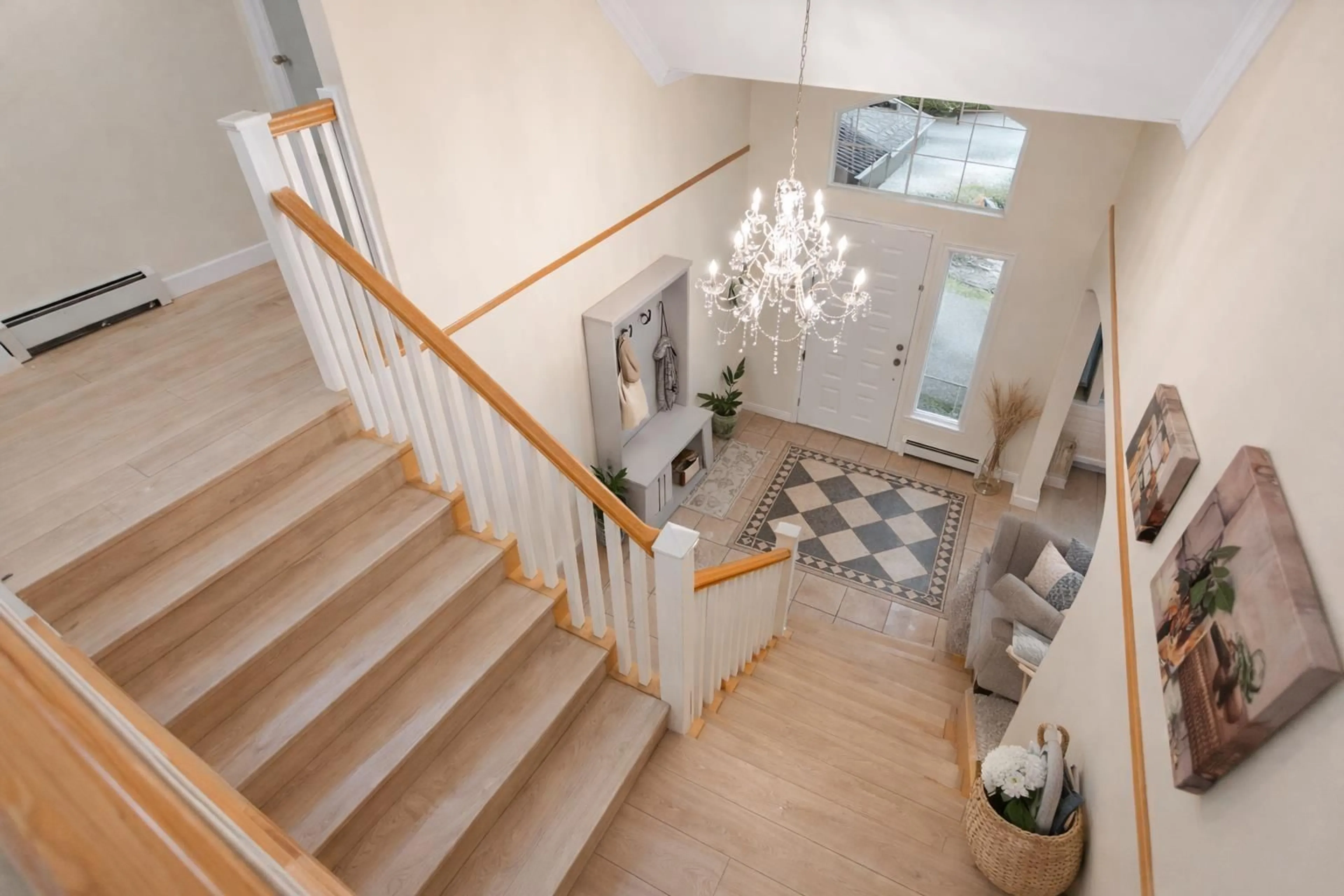 Stairs for 8004 MELBURN DRIVE, Mission British Columbia V2V7B6