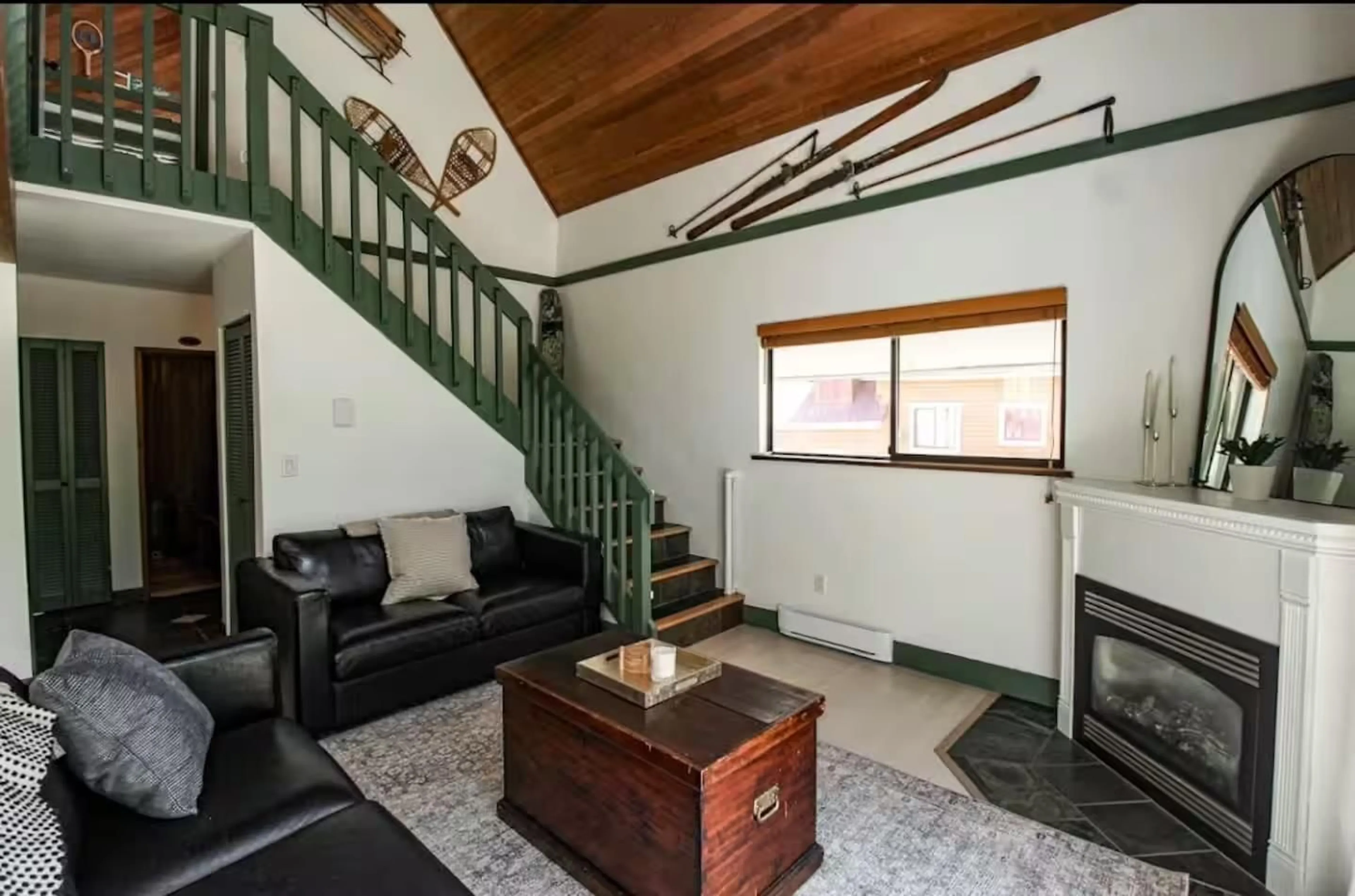 Living room with furniture, unknown for 3 - 20668 EDELWEISS DRIVE, Mission British Columbia V0M1A1